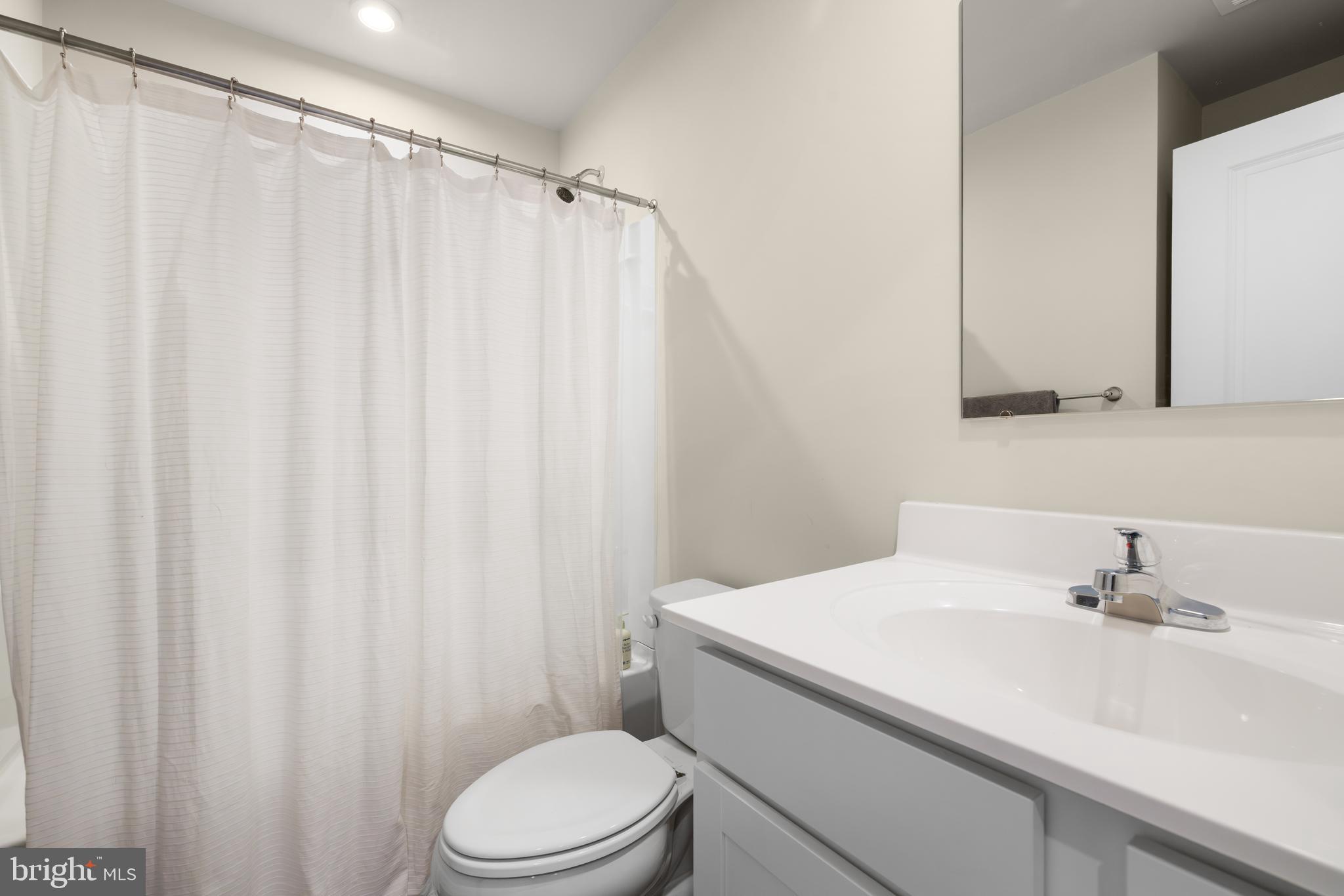 THE LAKES AT MARTINSBURG - Residential