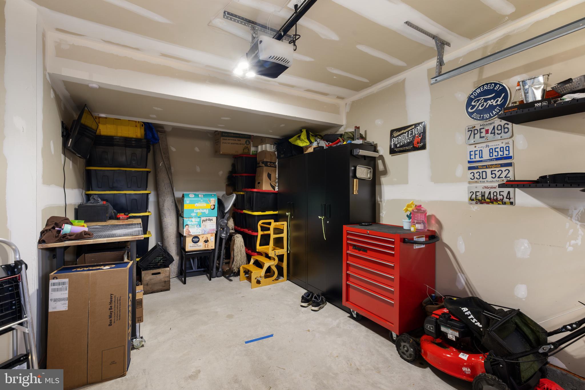 THE LAKES AT MARTINSBURG - Residential