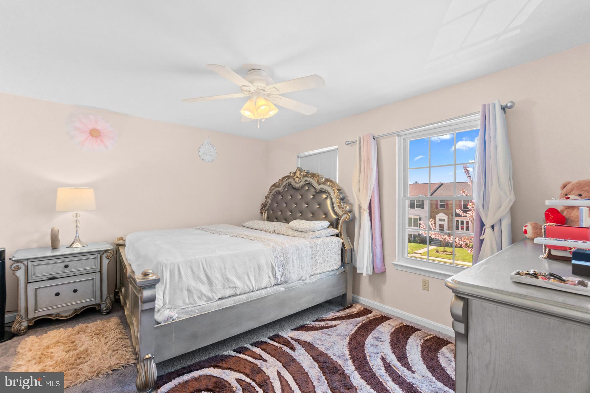 WINDSOR MILL - Residential
