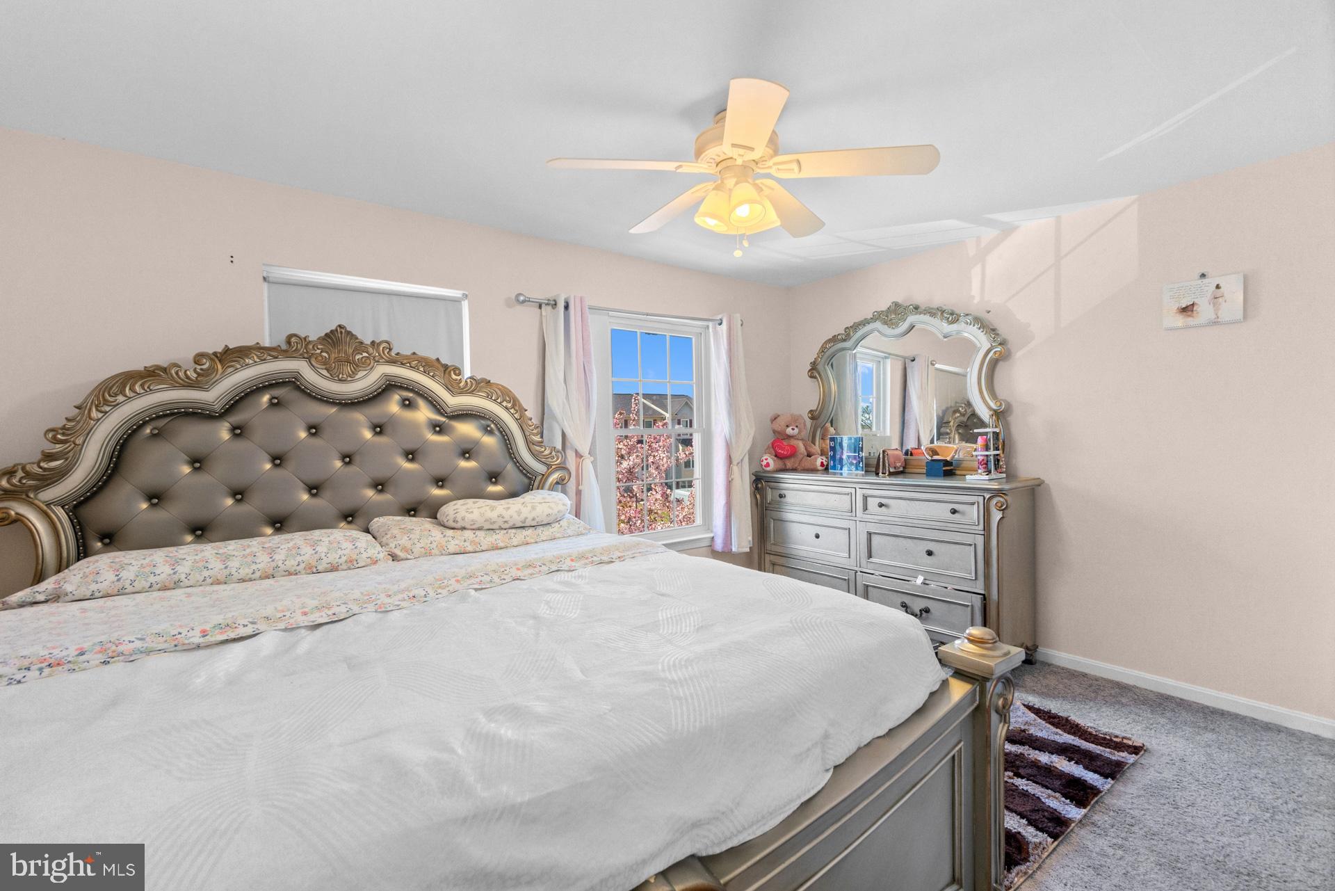 WINDSOR MILL - Residential
