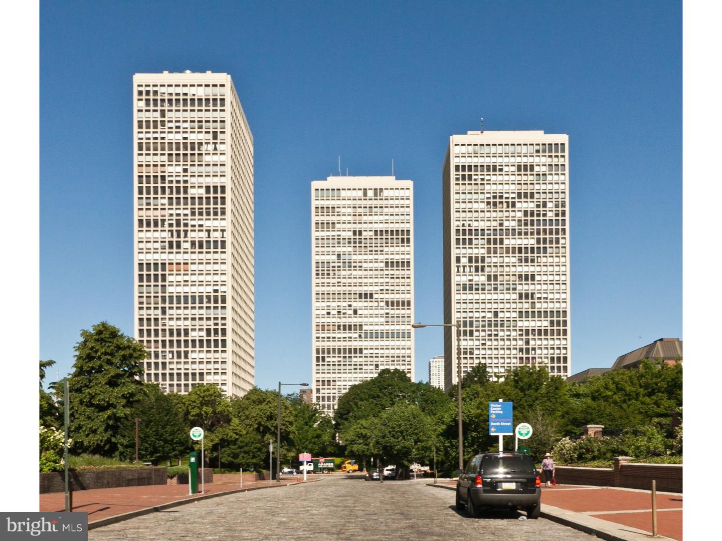 SOCIETY HILL - Residential