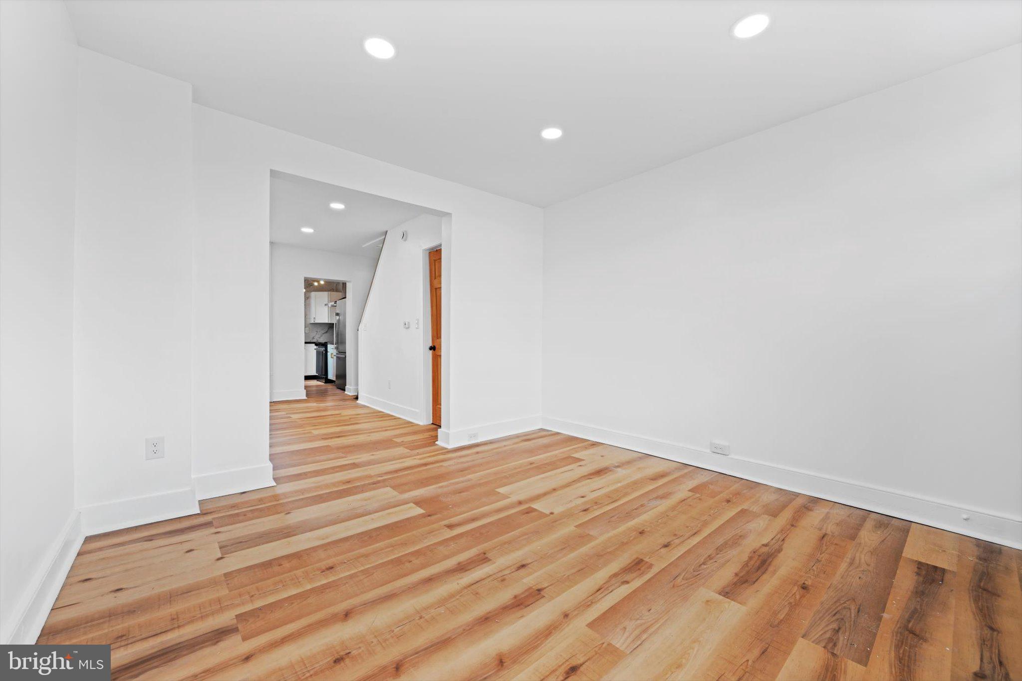 CABBAGE HILL - Residential