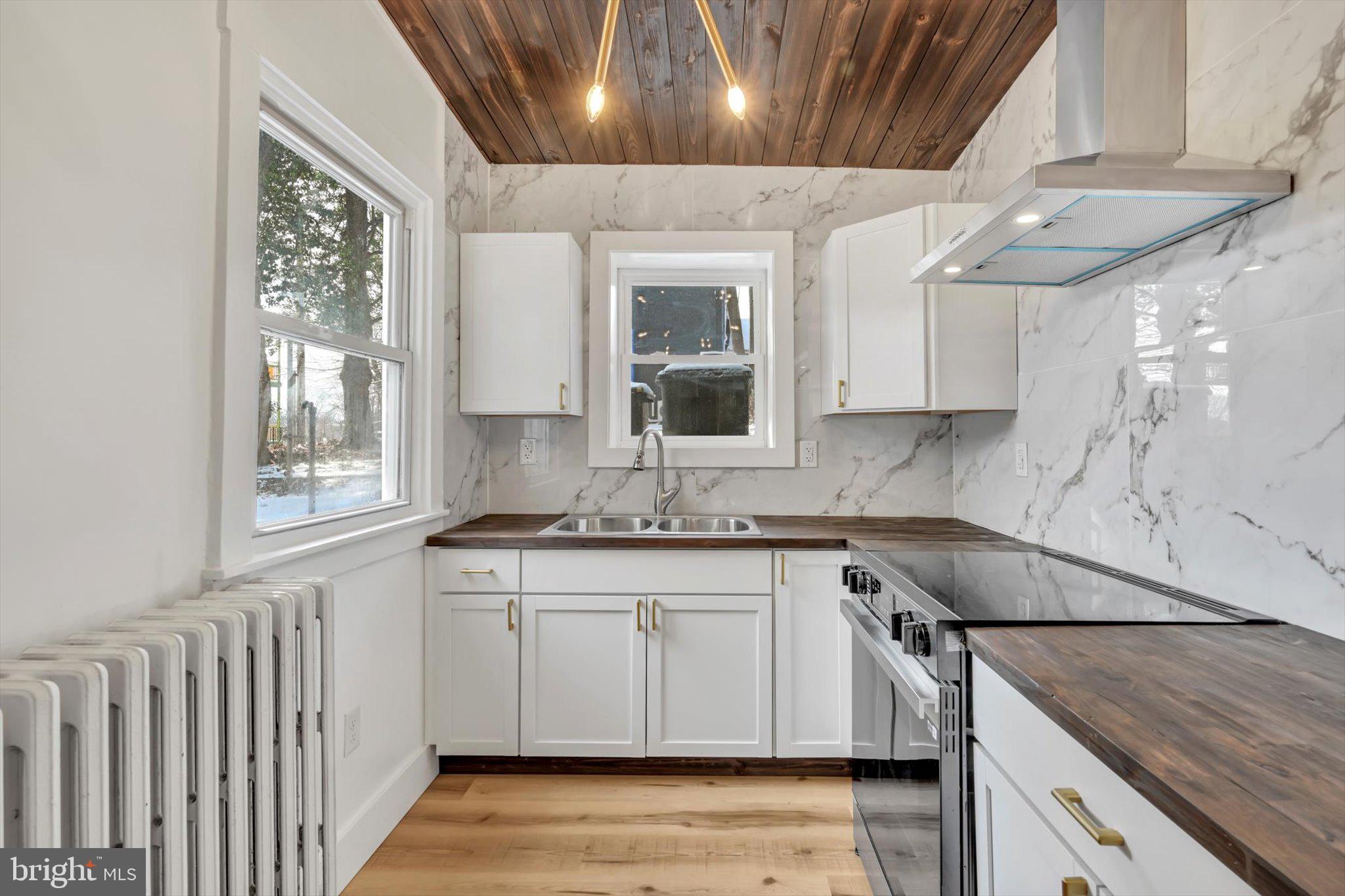 CABBAGE HILL - Residential