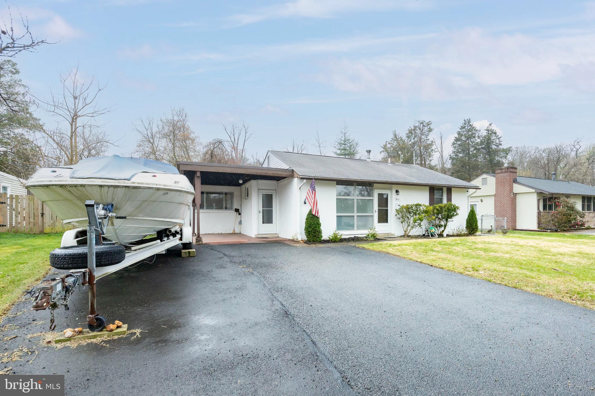 BURGUNDY MANOR - Residential