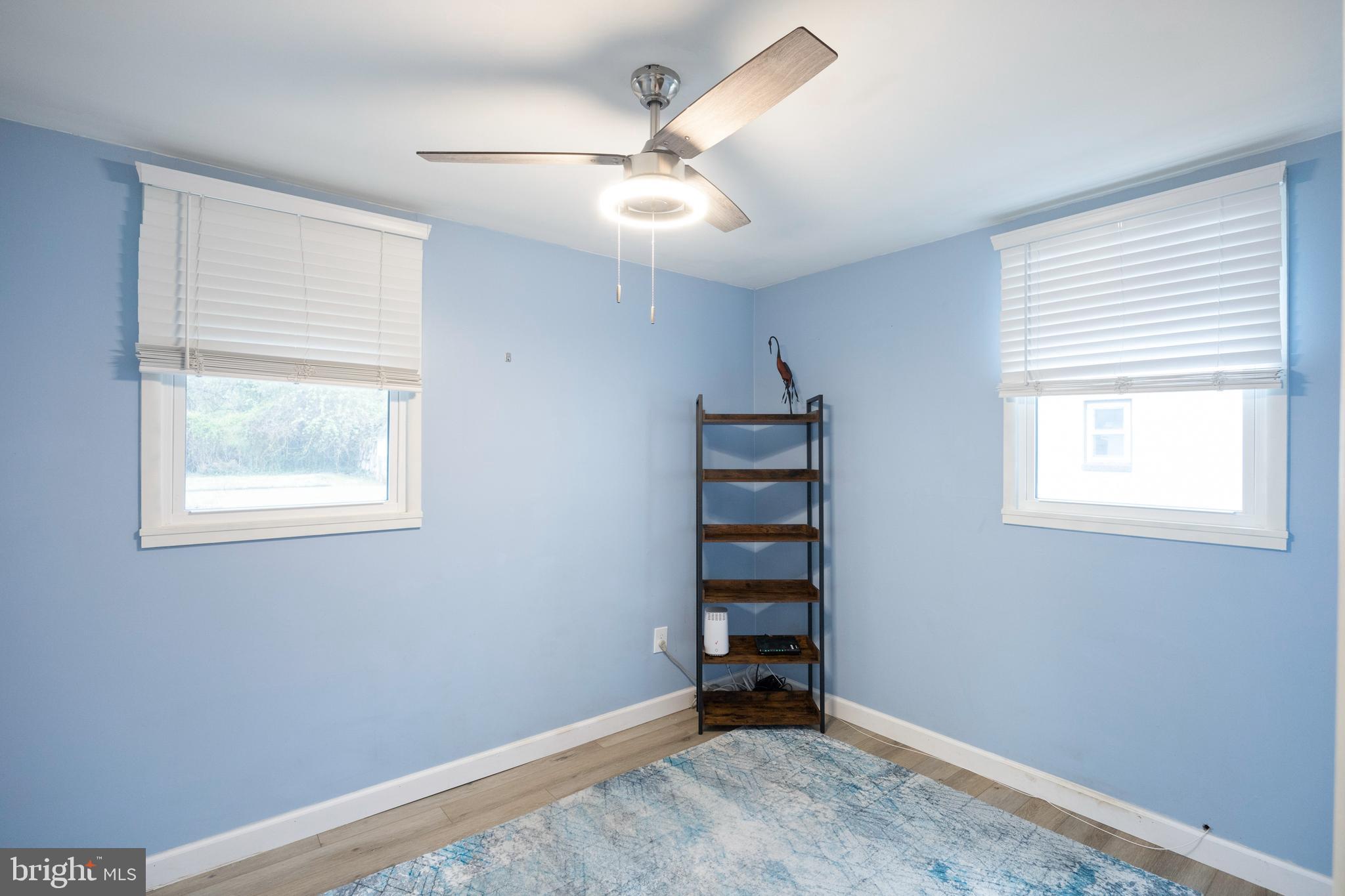 BURGUNDY MANOR - Residential