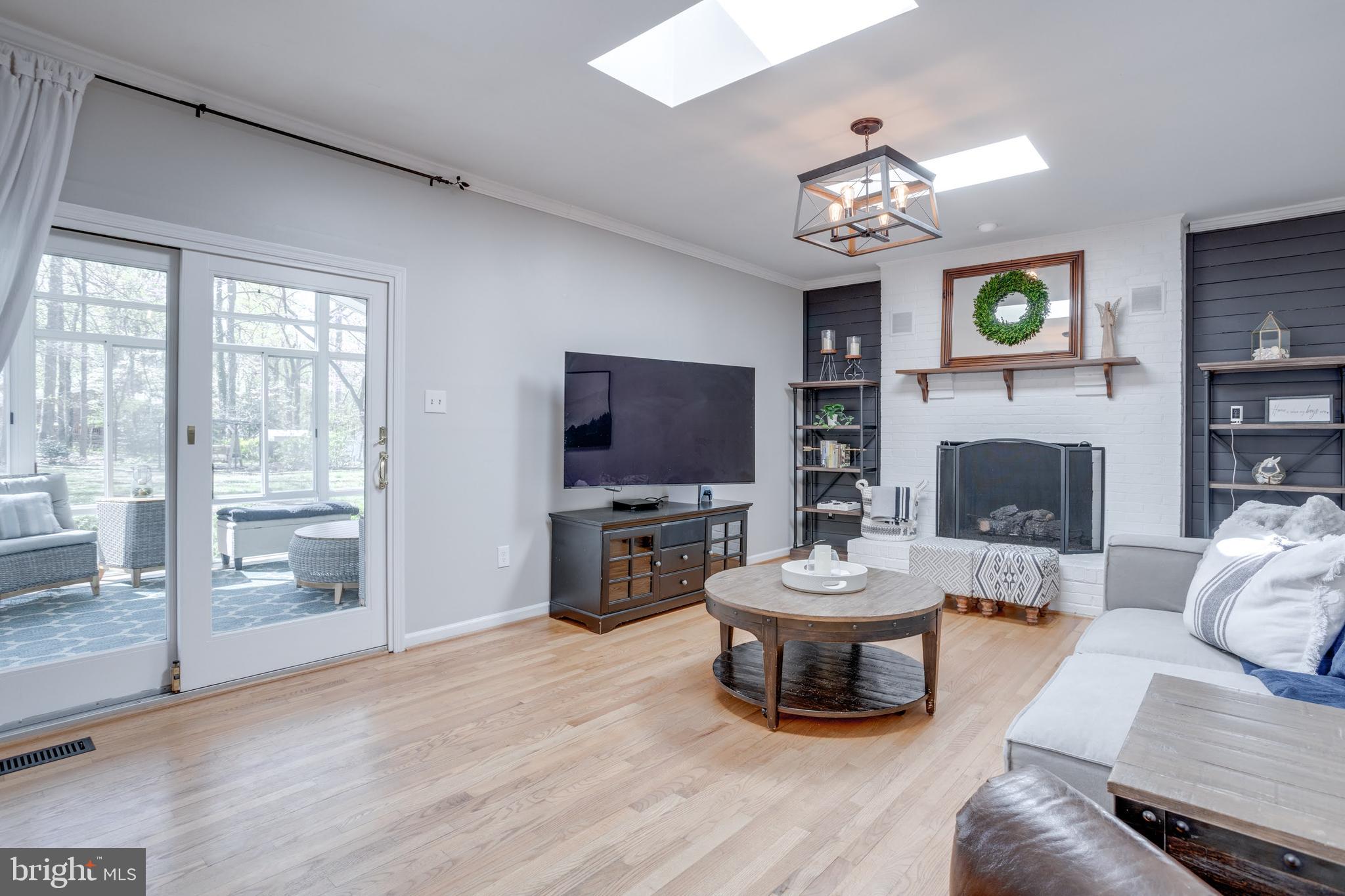 CRYSTAL SPRINGS - Residential