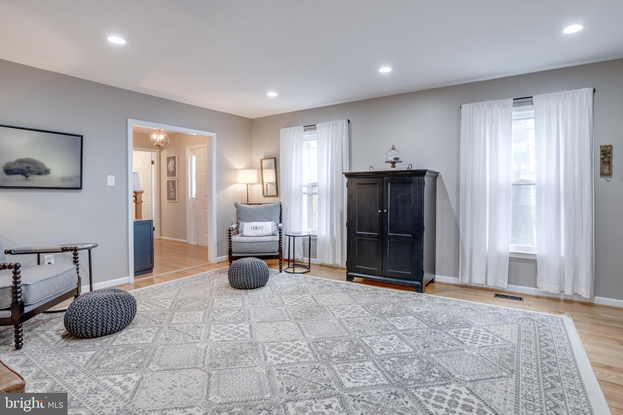 CRYSTAL SPRINGS - Residential