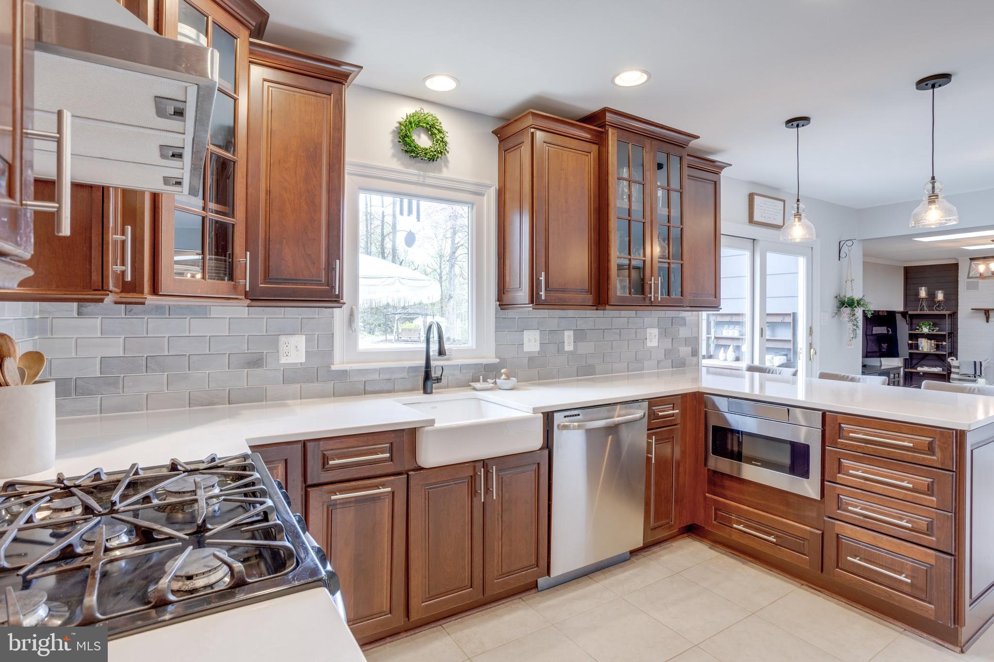 CRYSTAL SPRINGS - Residential