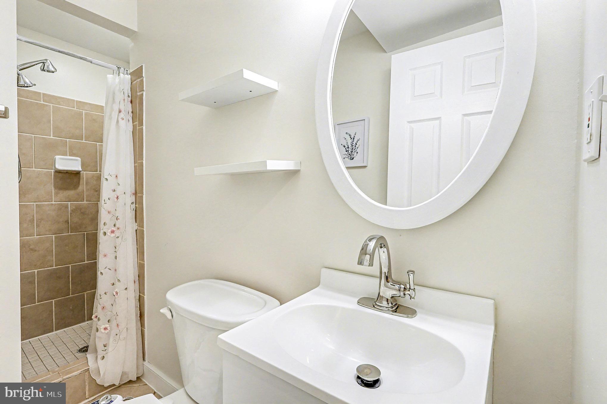 BROOKFIELD - Residential Lease