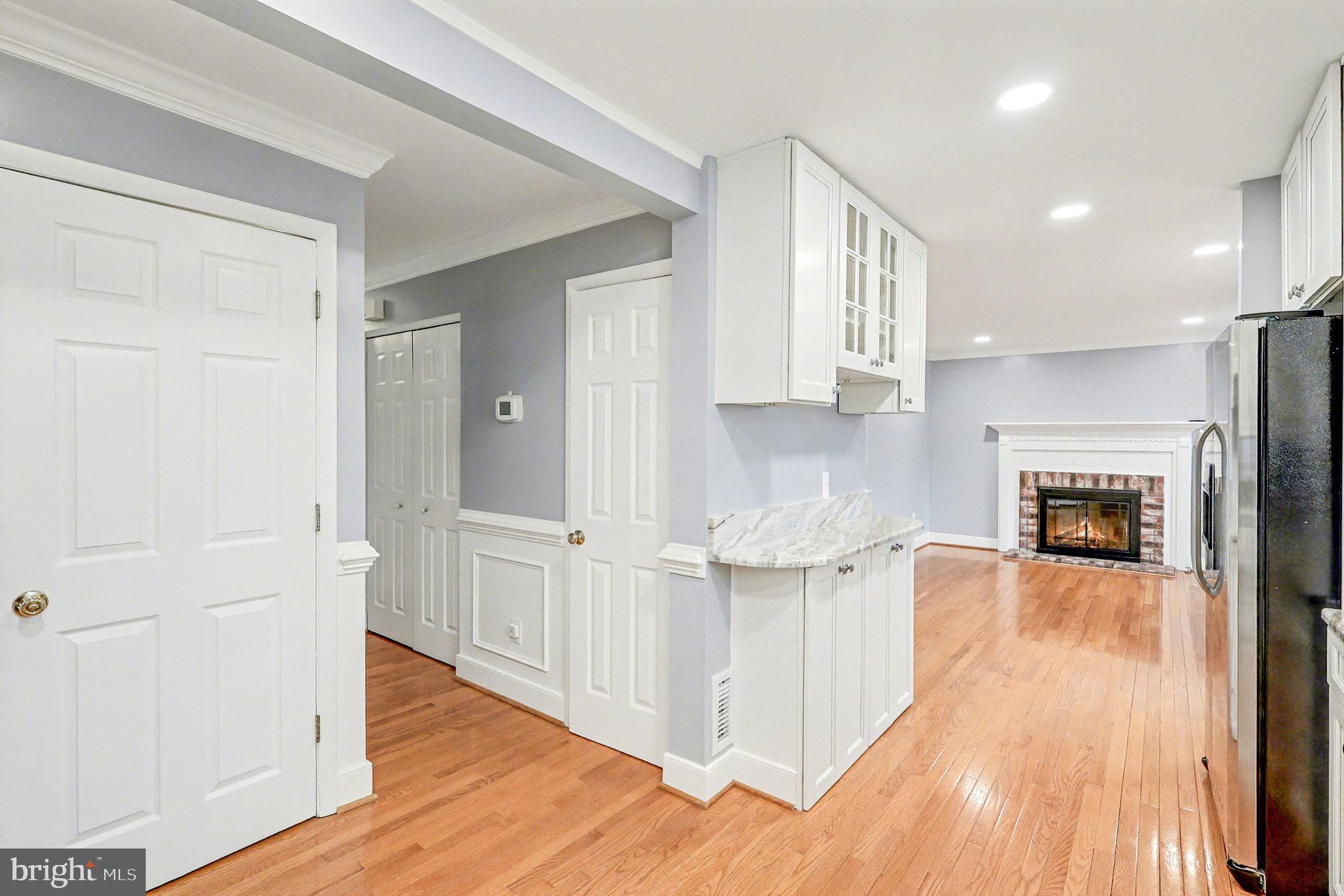 BROOKFIELD - Residential Lease