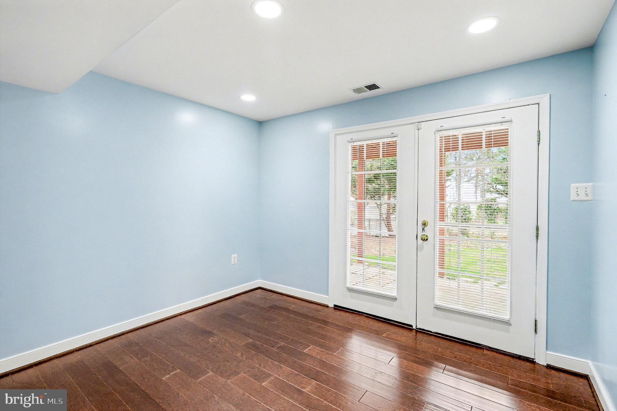 BROOKFIELD - Residential Lease