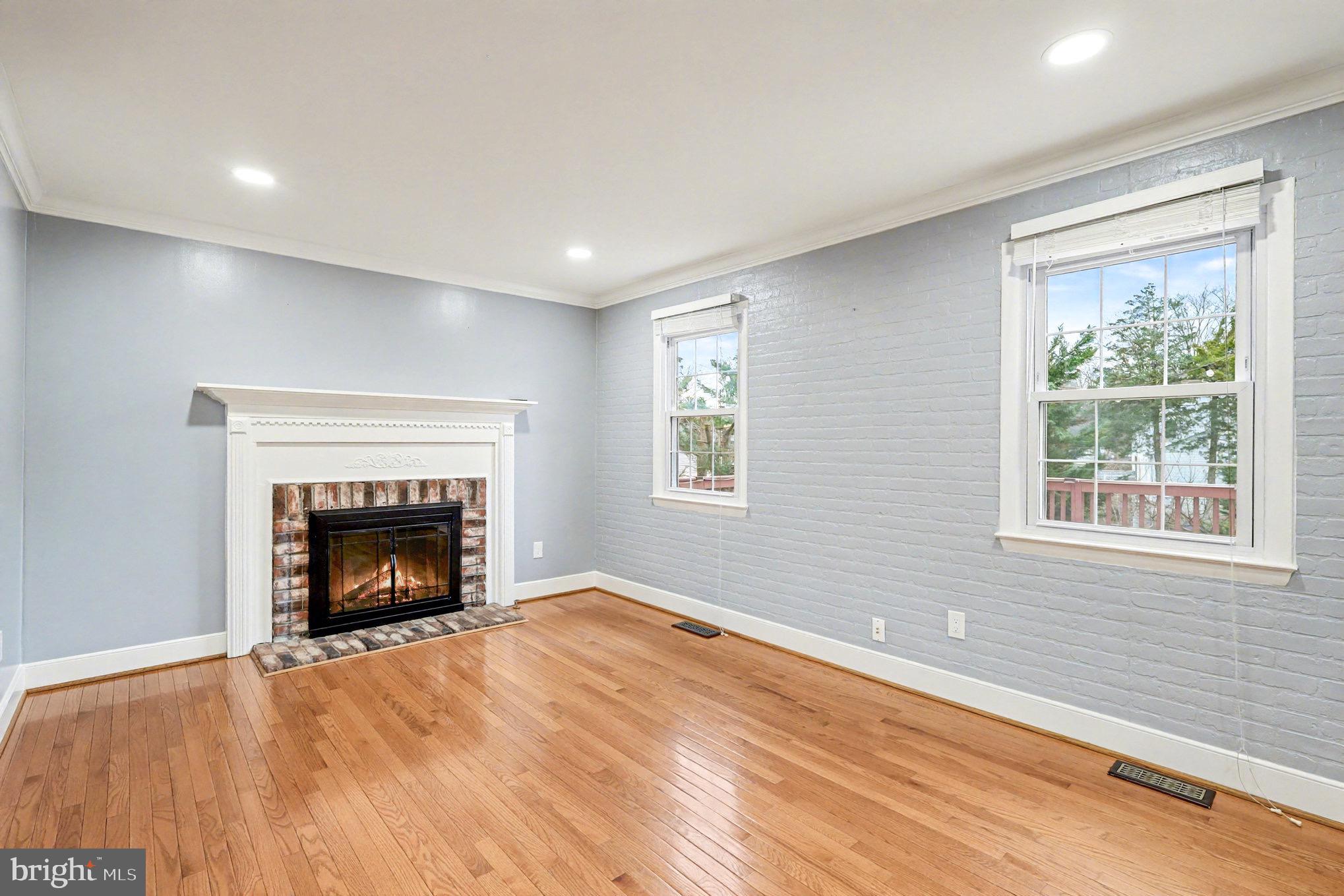 BROOKFIELD - Residential Lease