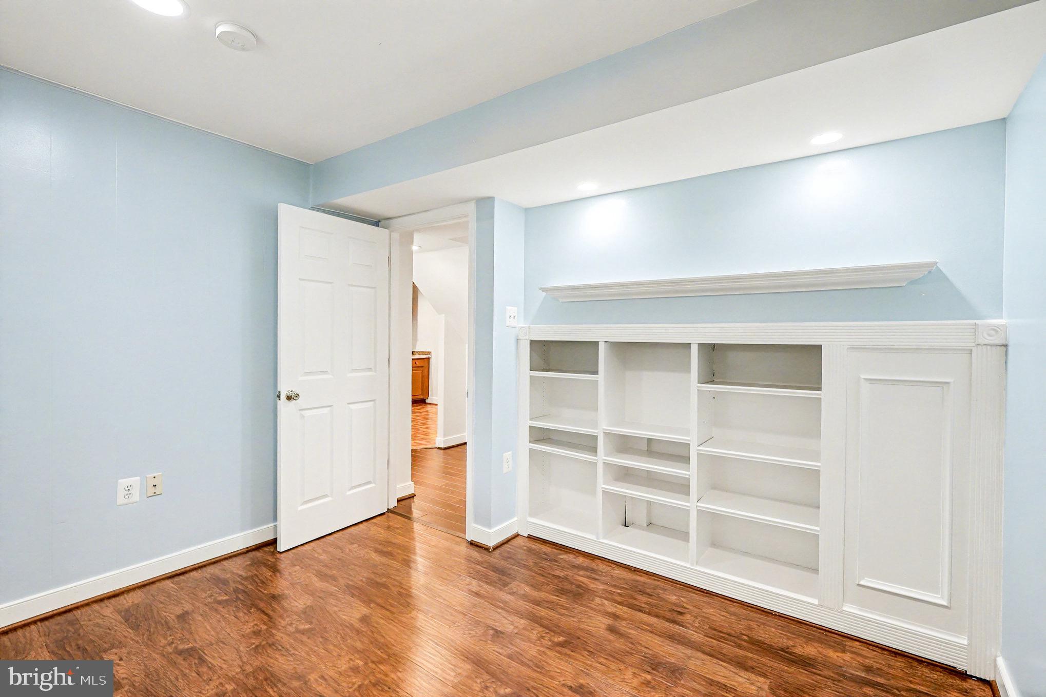 BROOKFIELD - Residential Lease