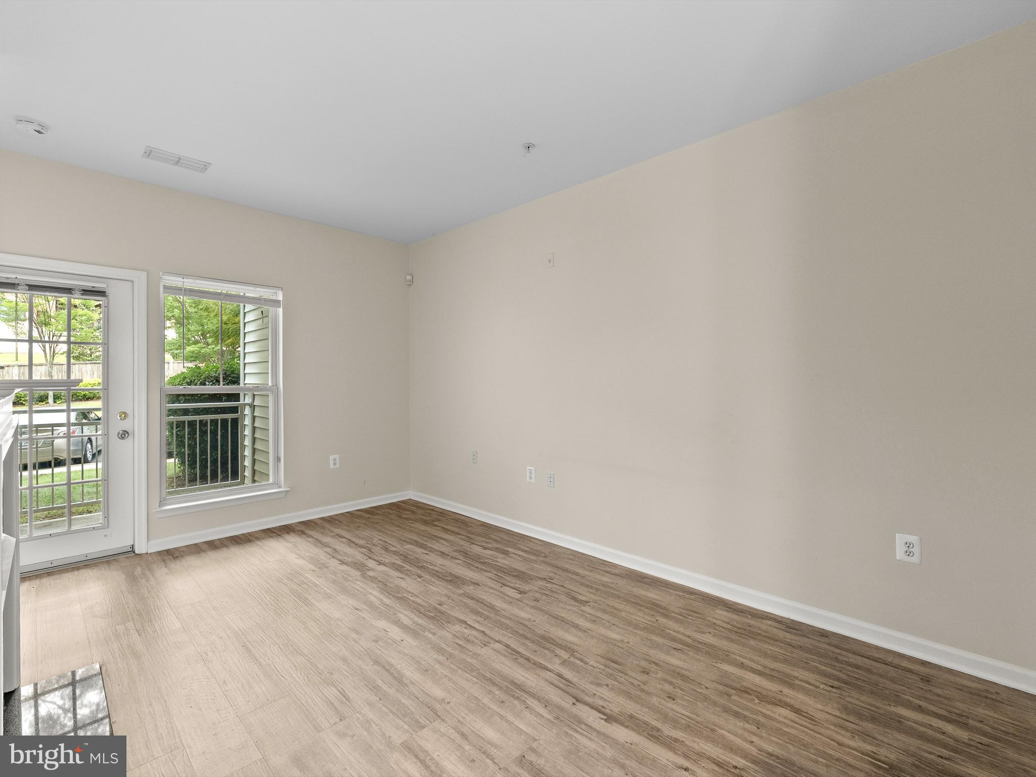2911 DEER HOLLOW WAY 118