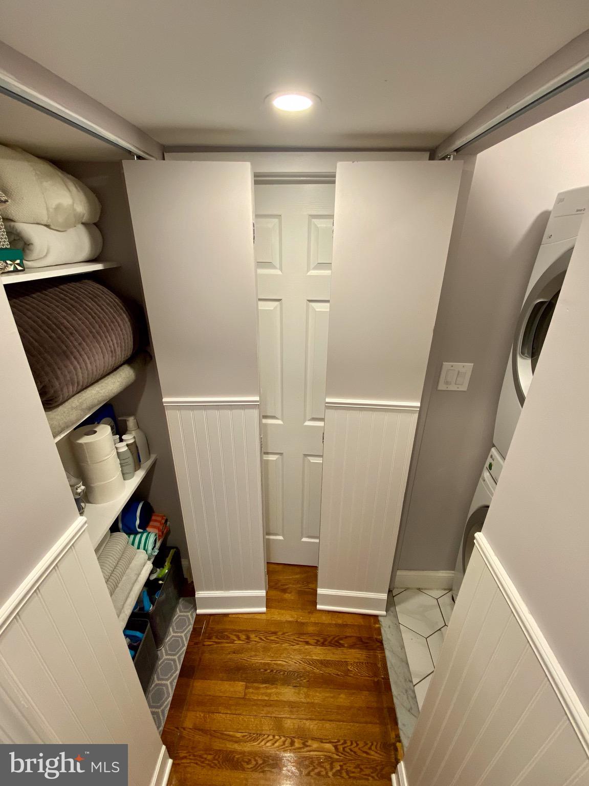 FOXHALL VILLAGE - Residential Lease