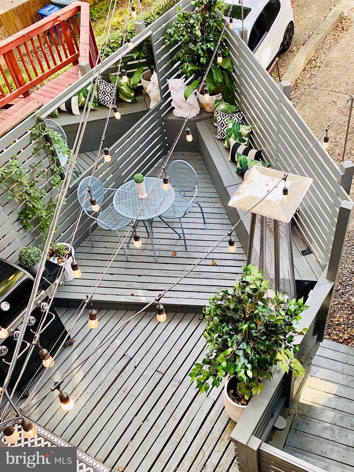 FOXHALL VILLAGE - Residential Lease