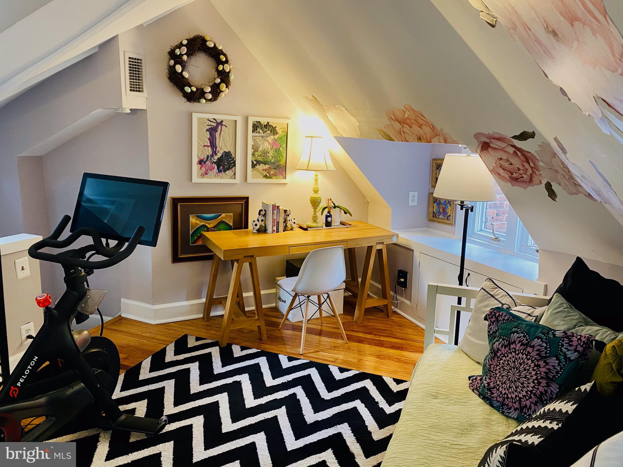 FOXHALL VILLAGE - Residential Lease