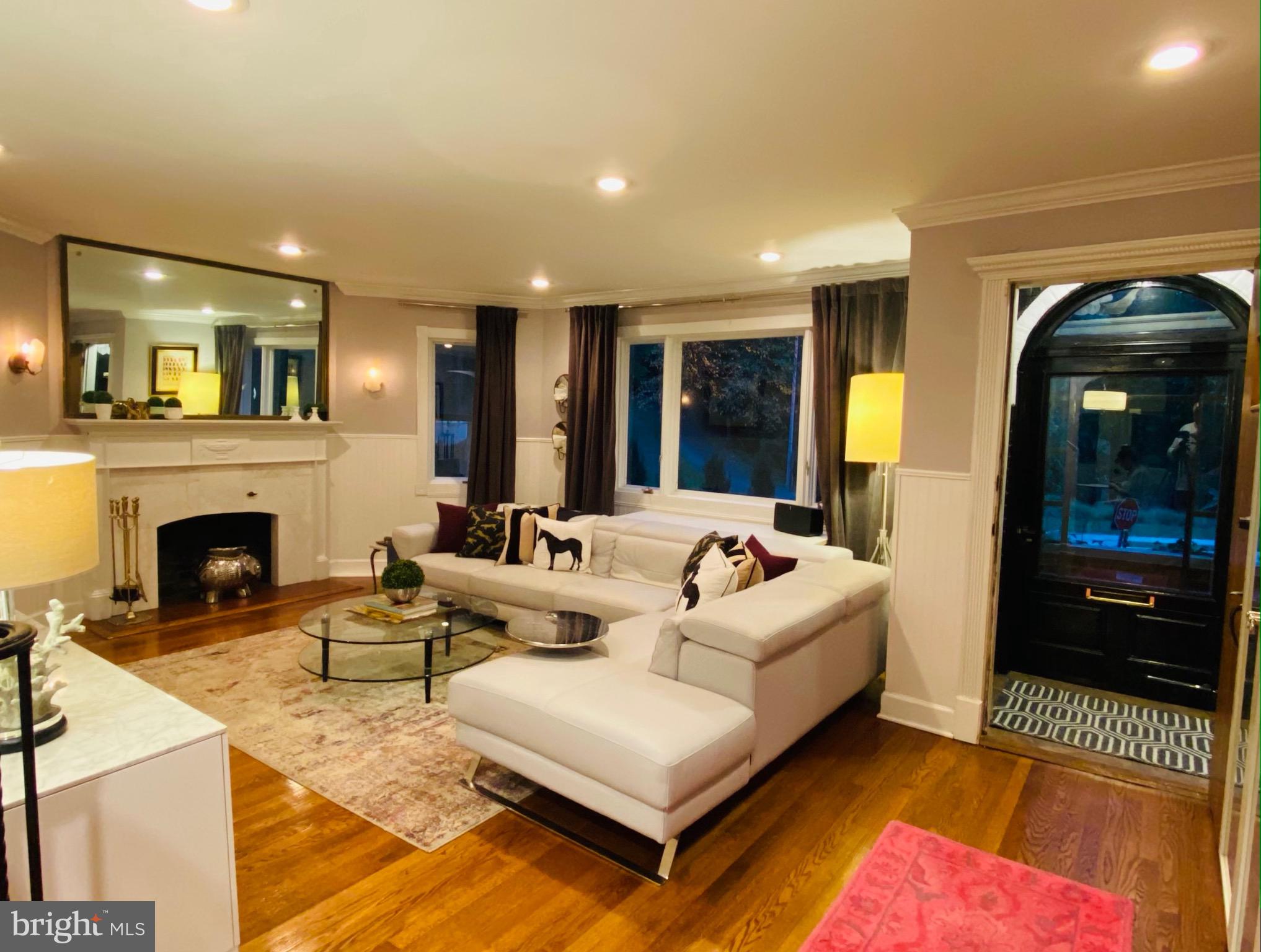 FOXHALL VILLAGE - Residential Lease