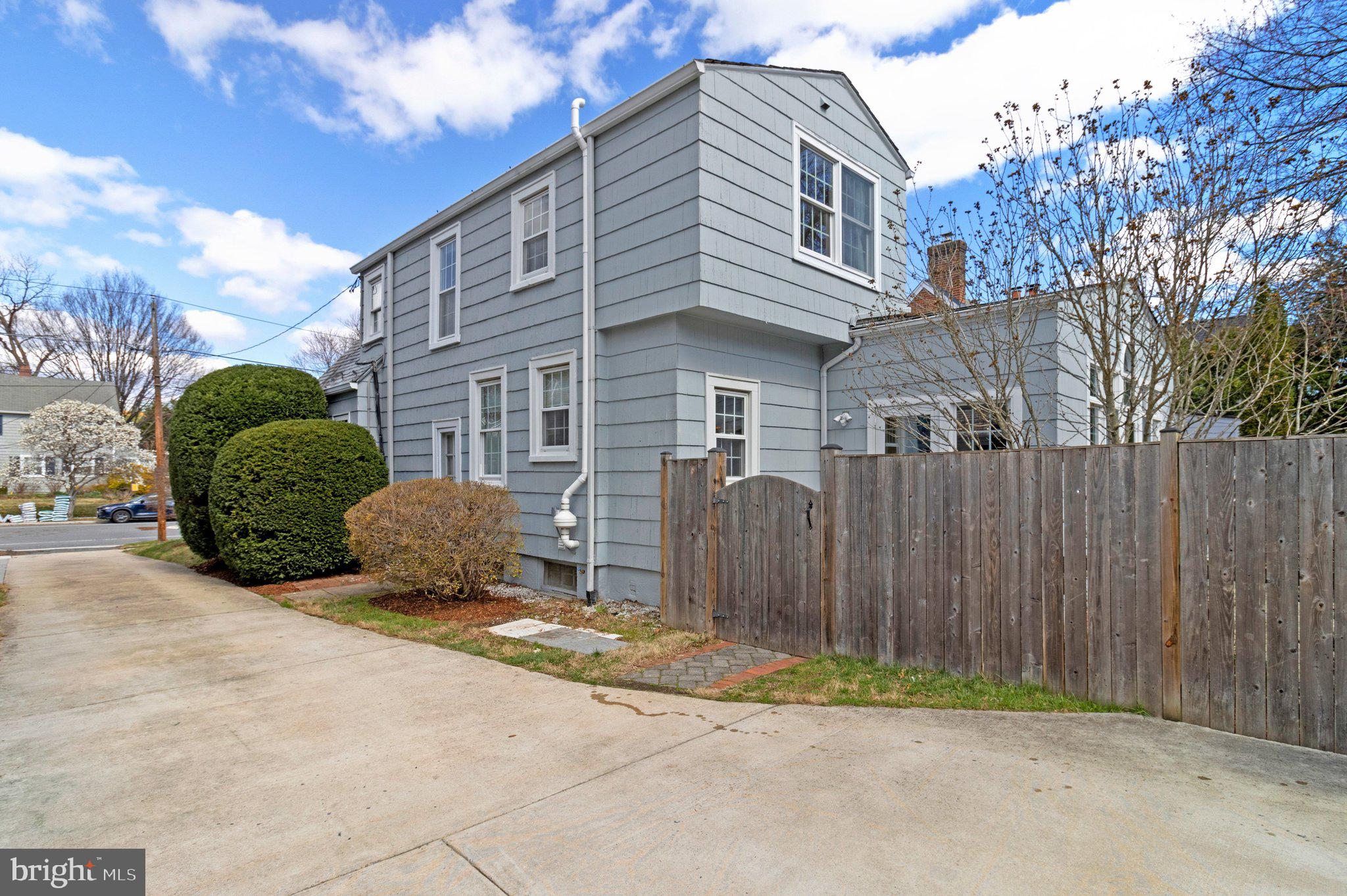 CHEVY CHASE TERRACE - Residential