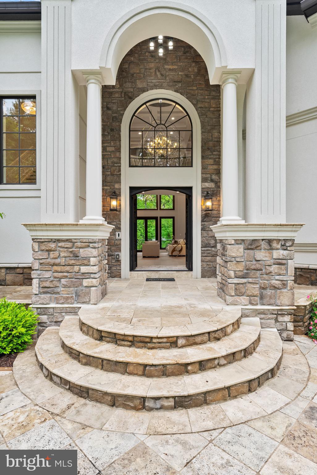 WOODSIDE ESTATES - Residential