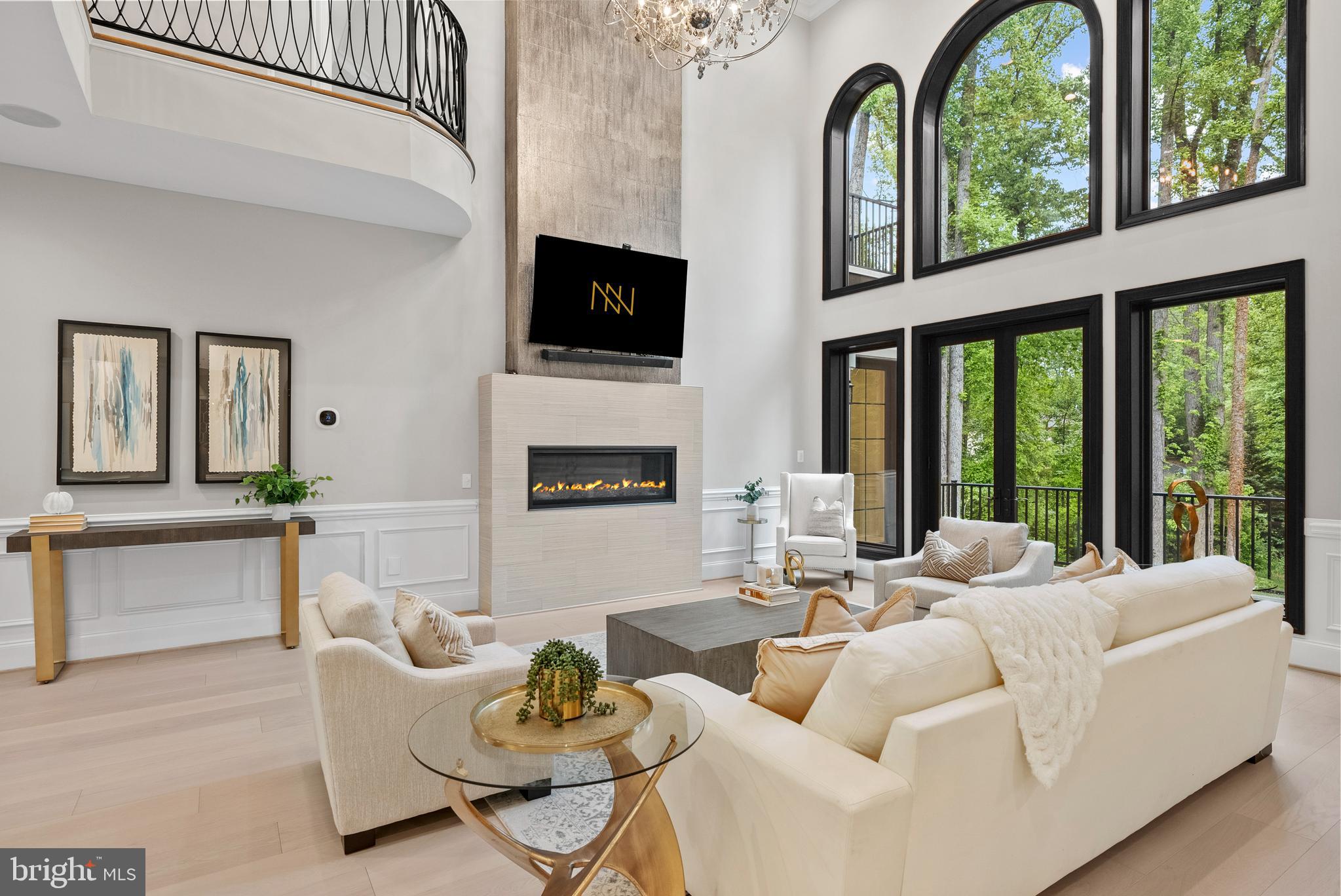 WOODSIDE ESTATES - Residential