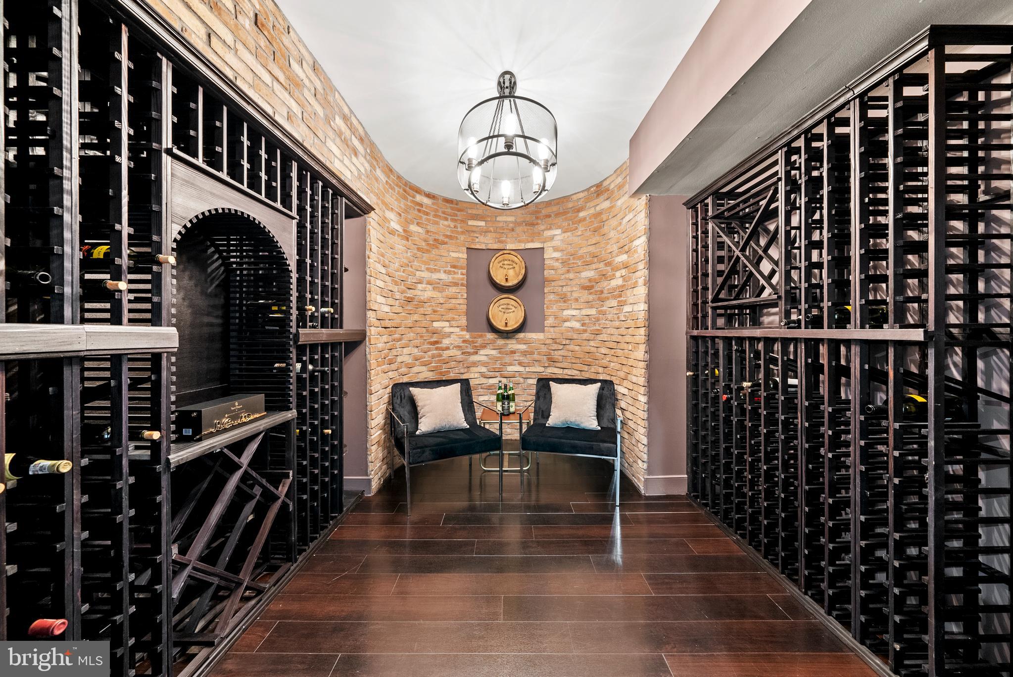 WOODSIDE ESTATES - Residential