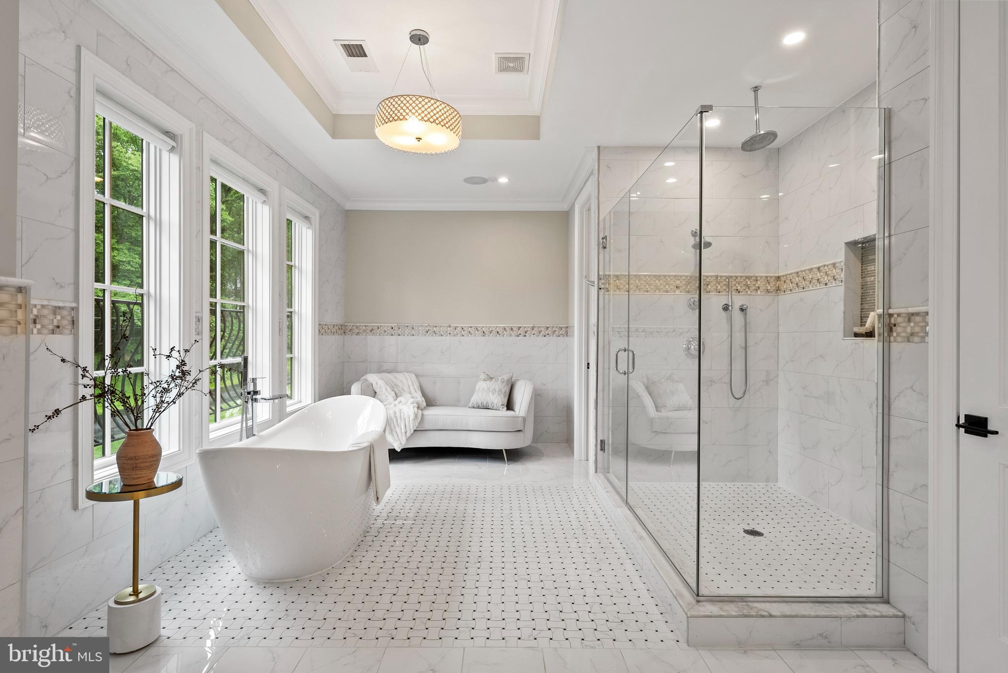 WOODSIDE ESTATES - Residential