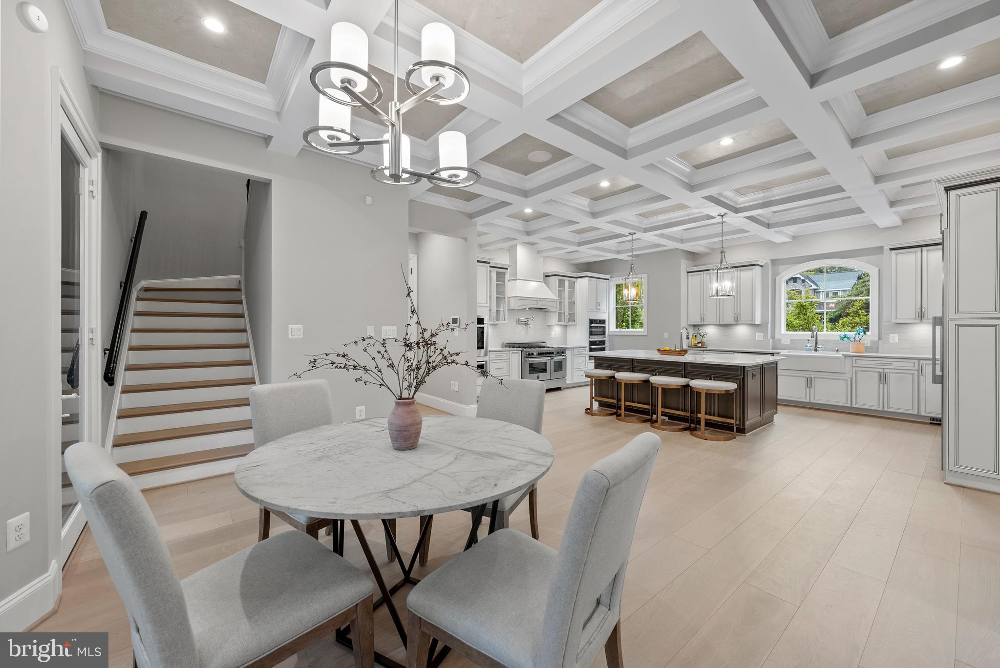 WOODSIDE ESTATES - Residential