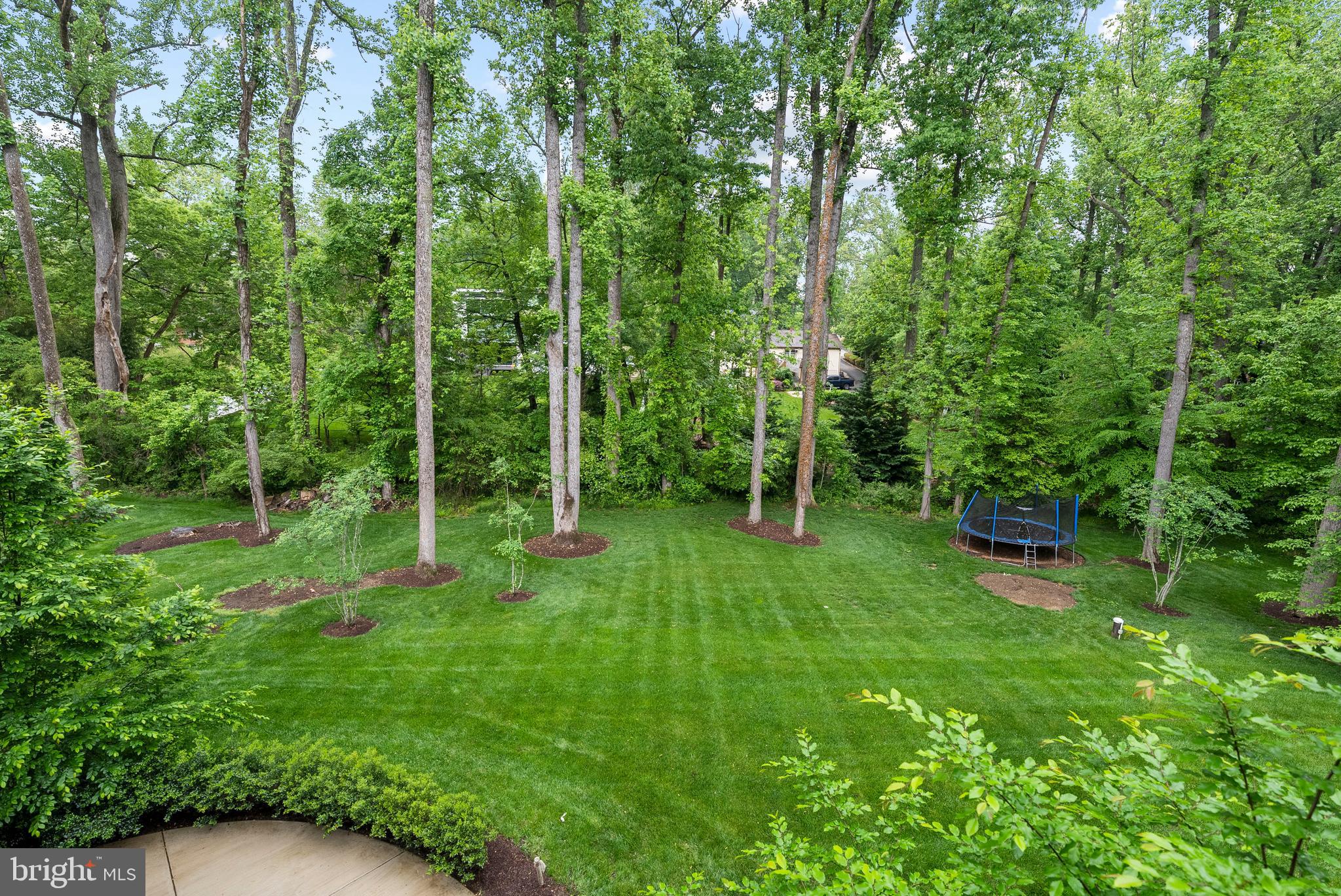 WOODSIDE ESTATES - Residential