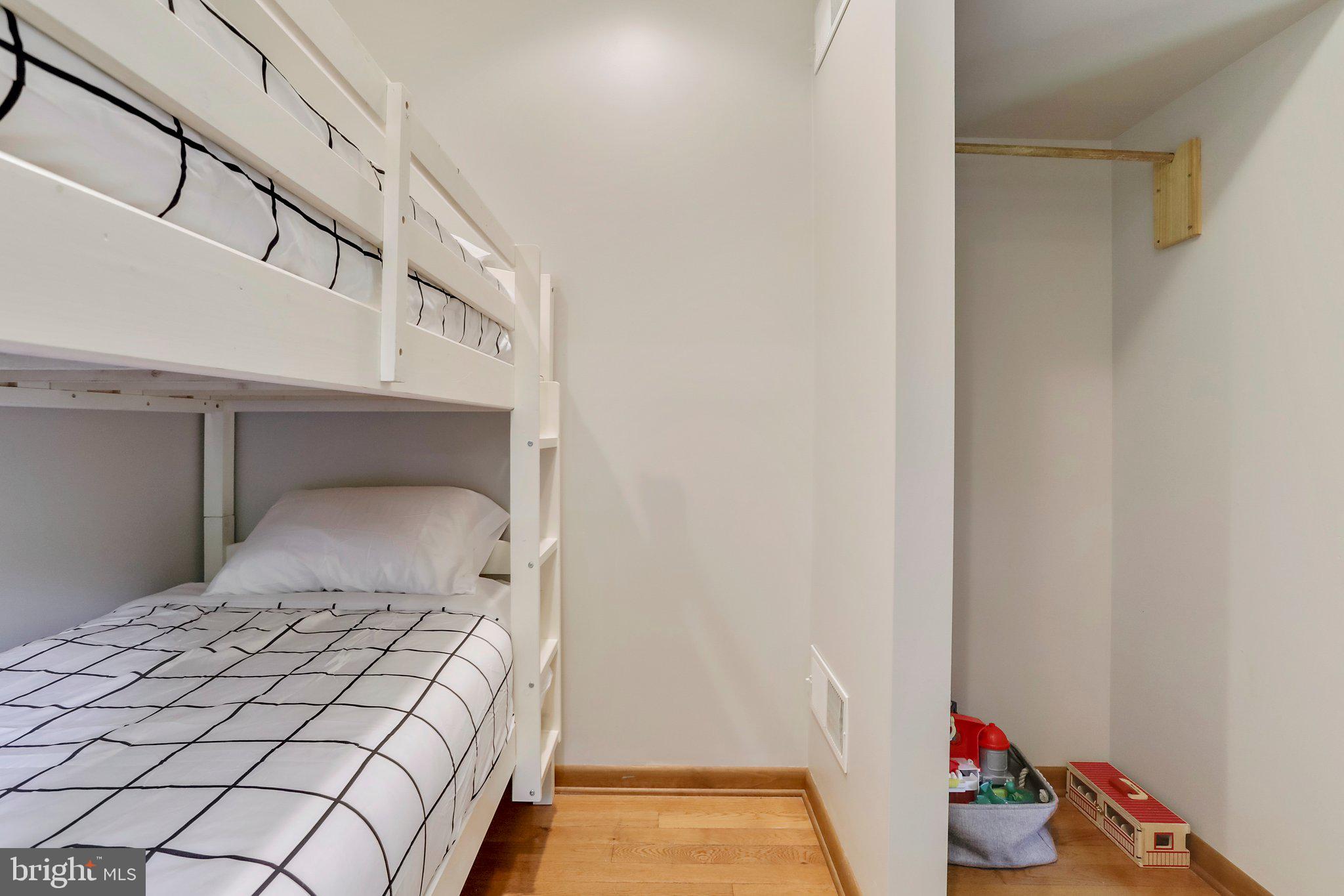 THE WOODS RESORT - Residential