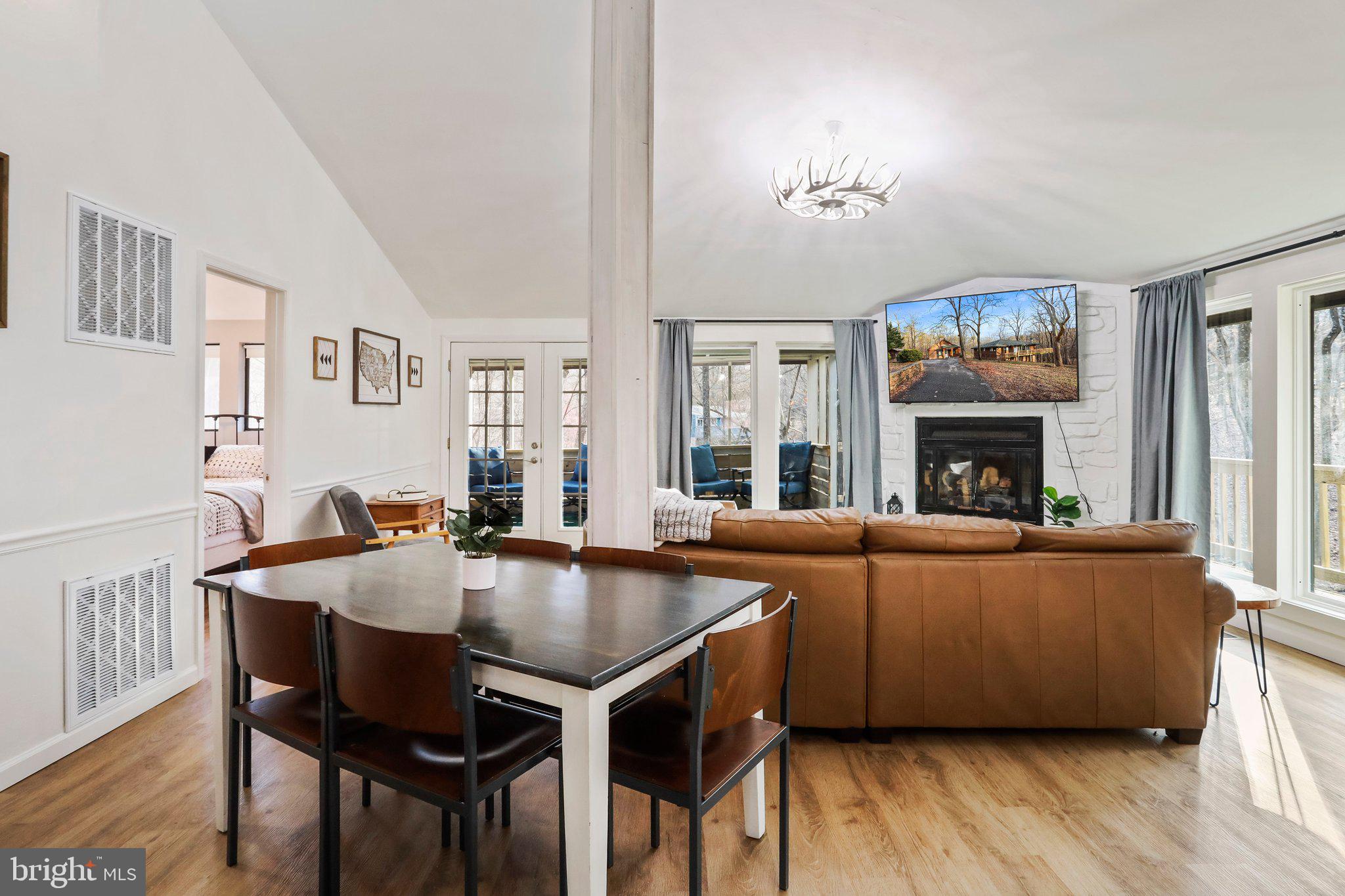 THE WOODS RESORT - Residential