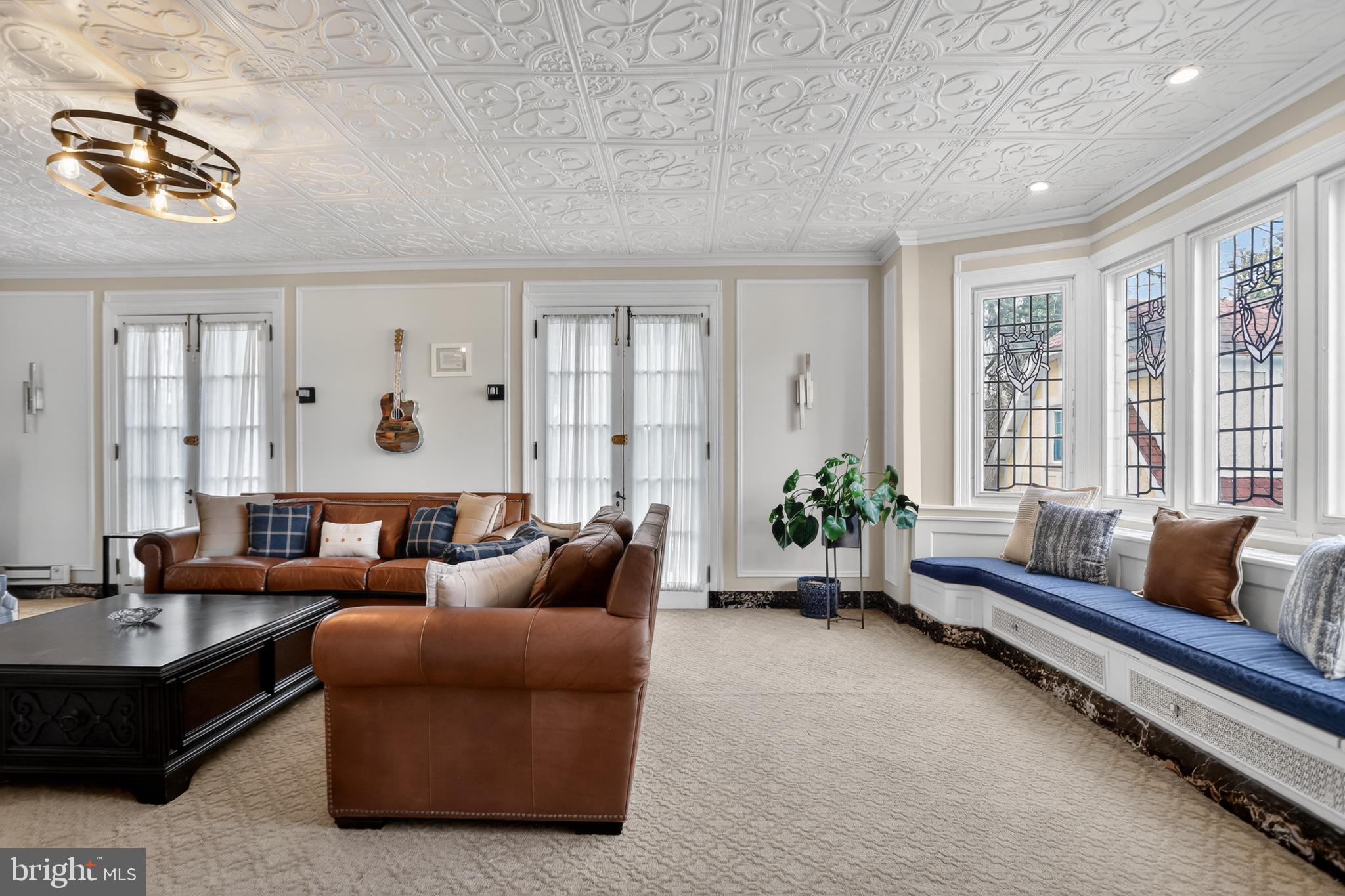 ELKINS PARK - Residential