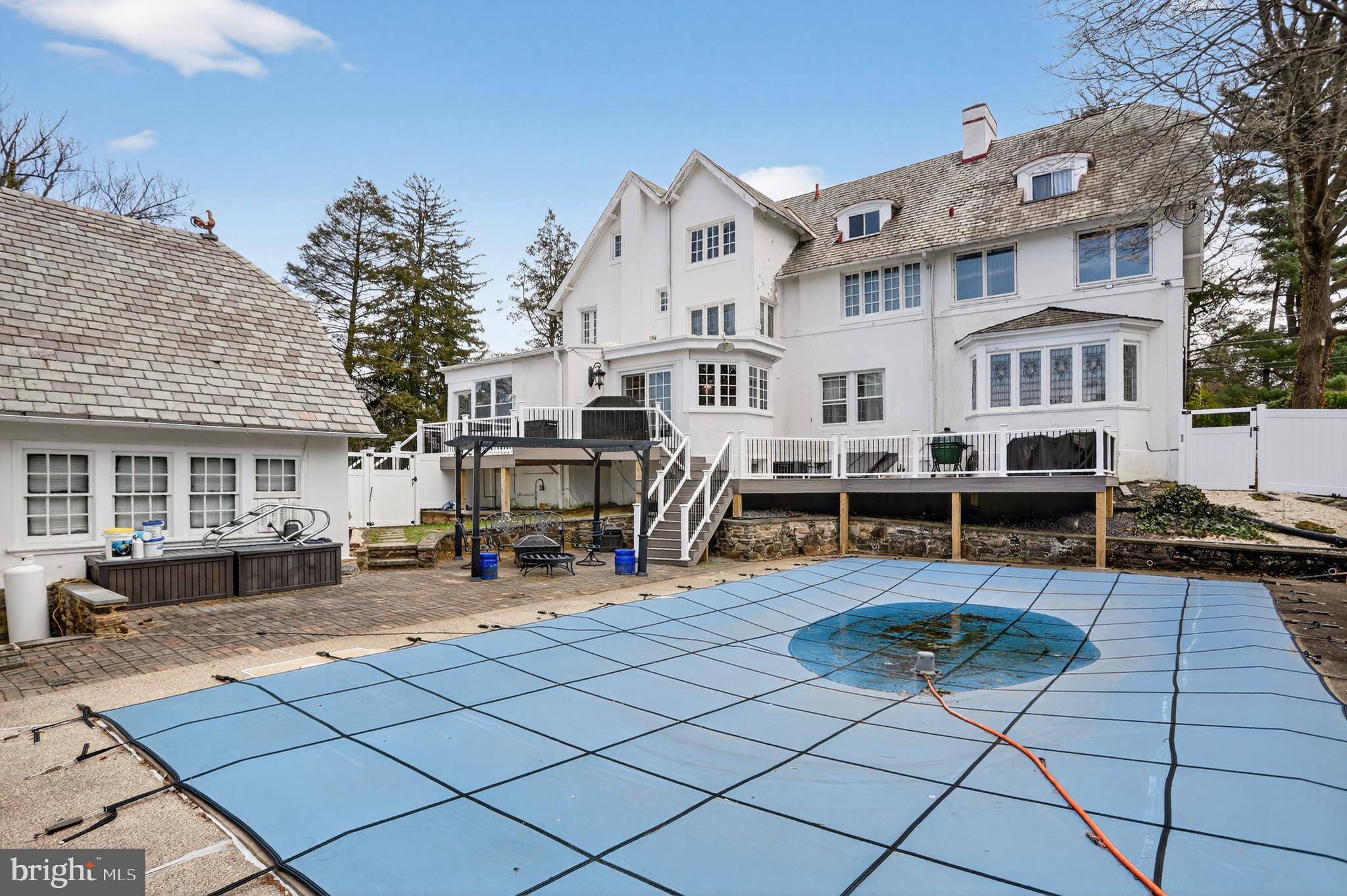 ELKINS PARK - Residential