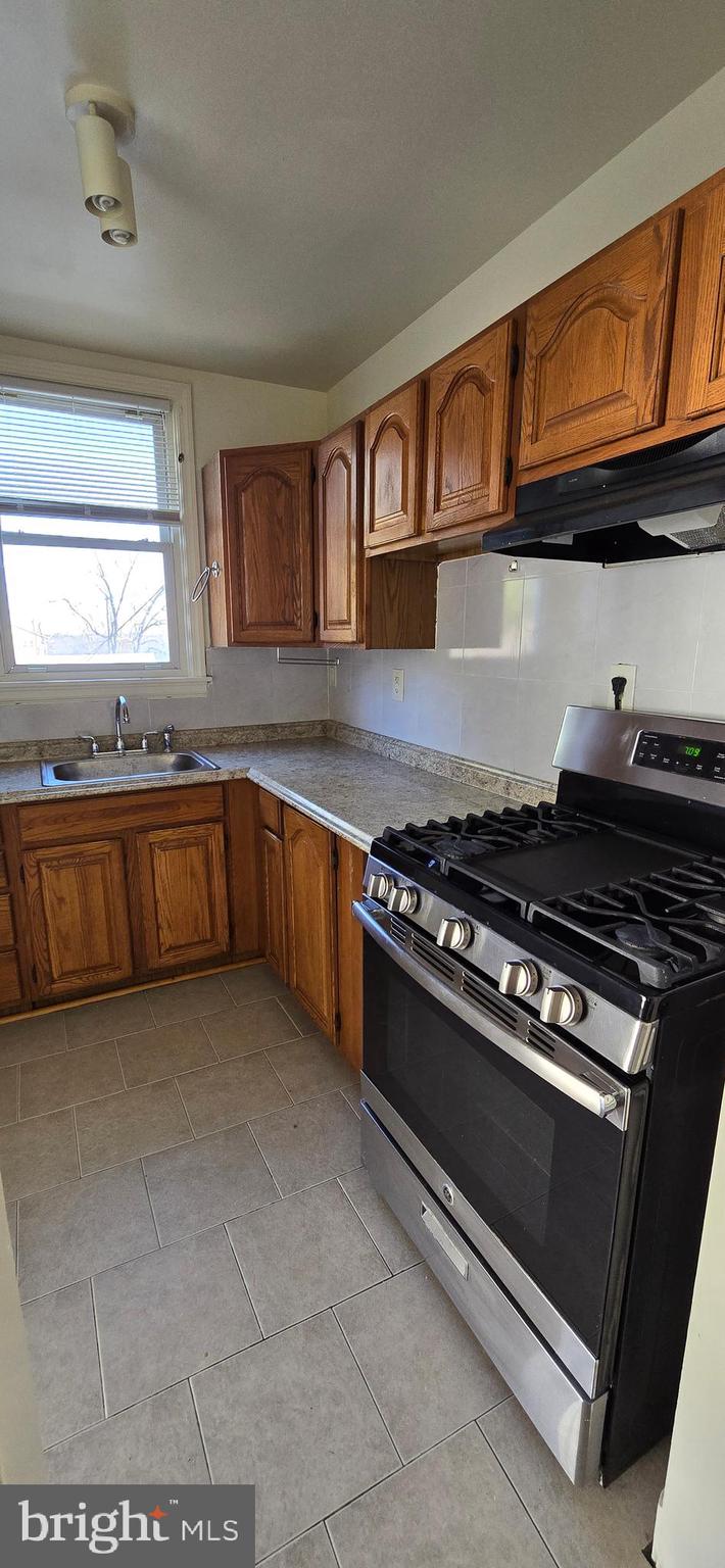 MILFORD MILL - Residential Lease