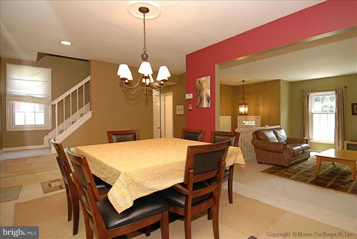 HUNTER VILLAGE - Residential Lease