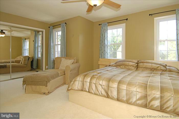 HUNTER VILLAGE - Residential Lease