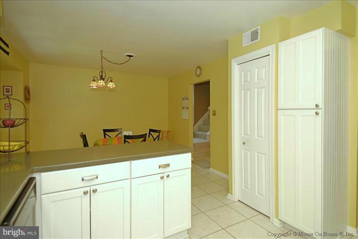 HUNTER VILLAGE - Residential Lease