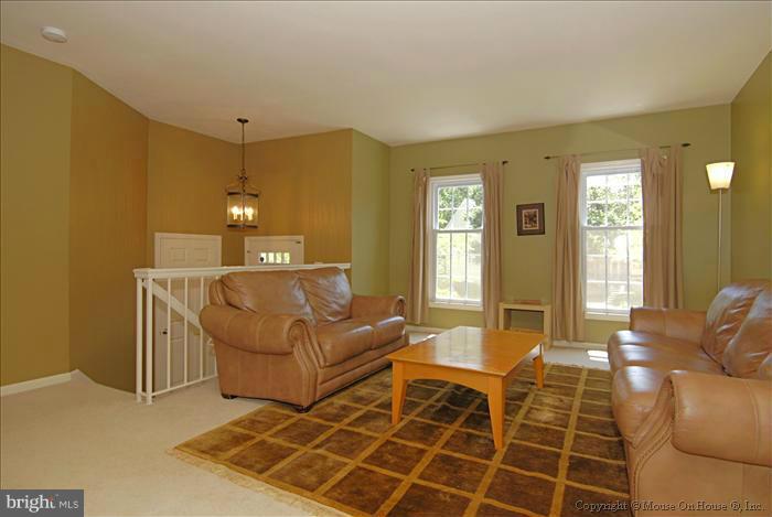 HUNTER VILLAGE - Residential Lease