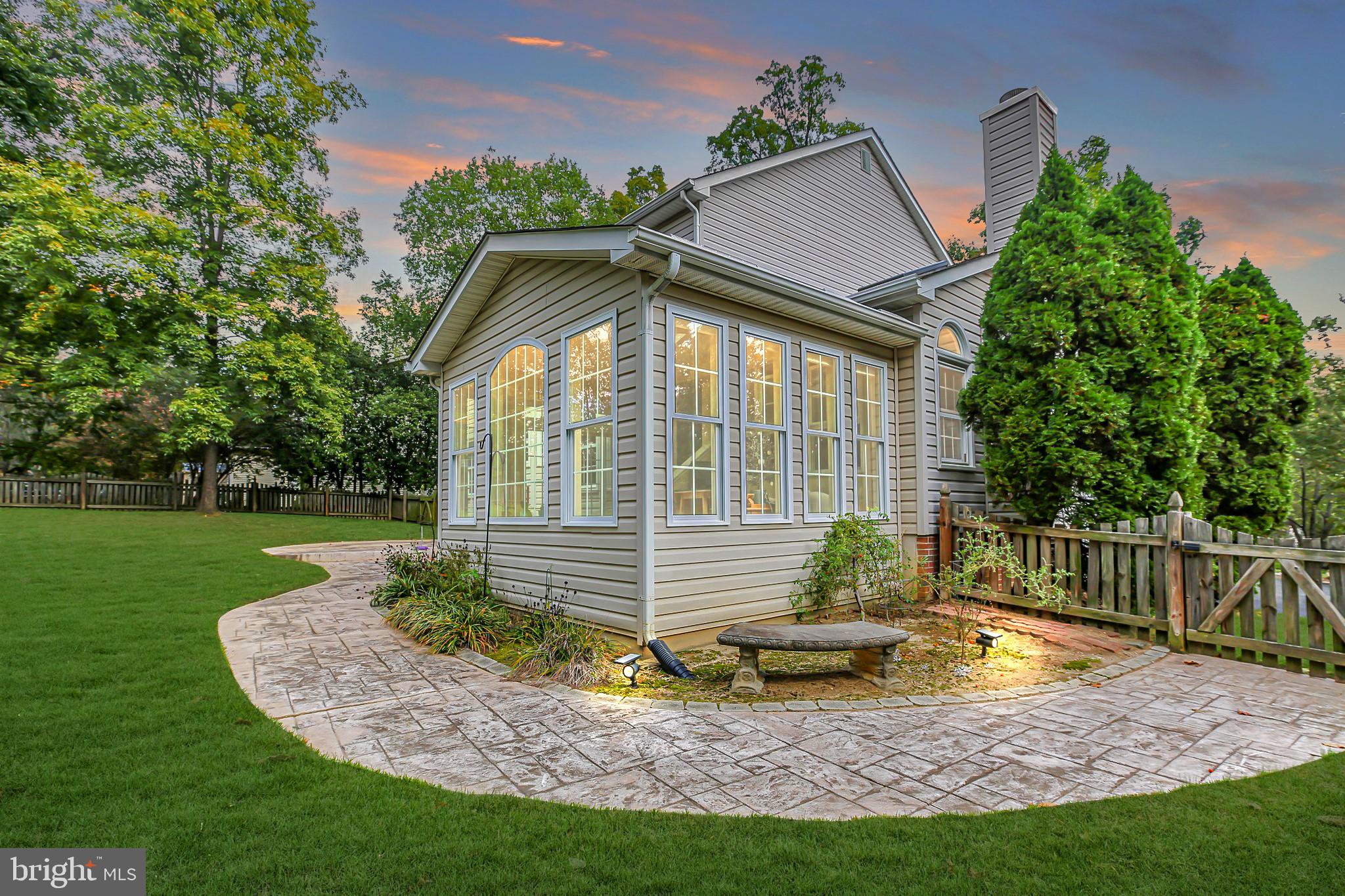 GRANDSTAFF WOODS - Residential