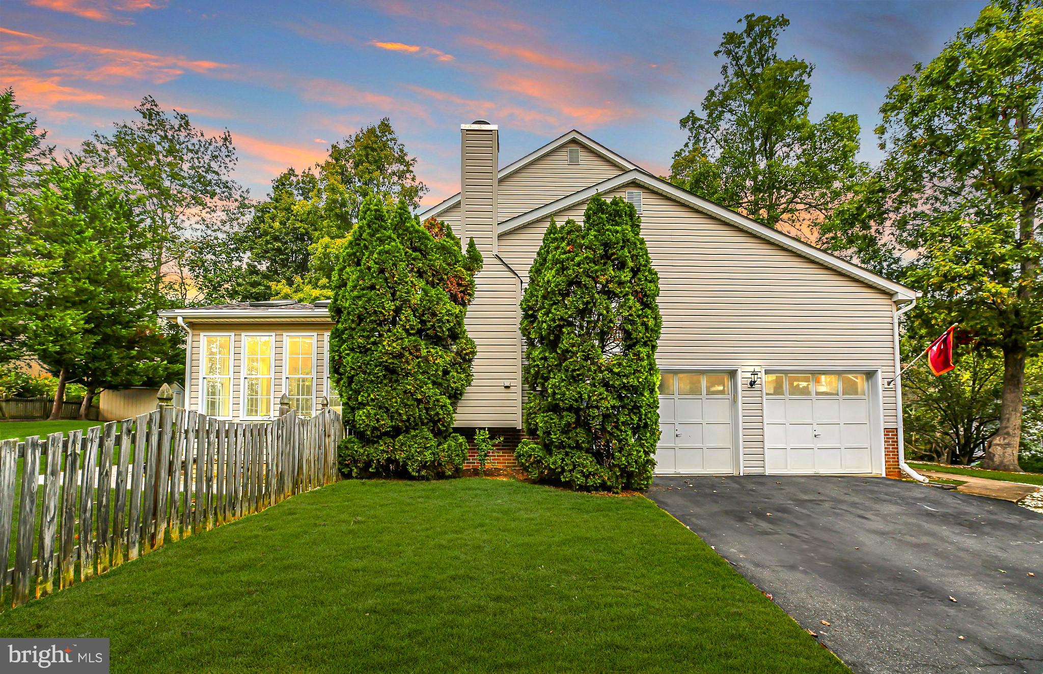 GRANDSTAFF WOODS - Residential