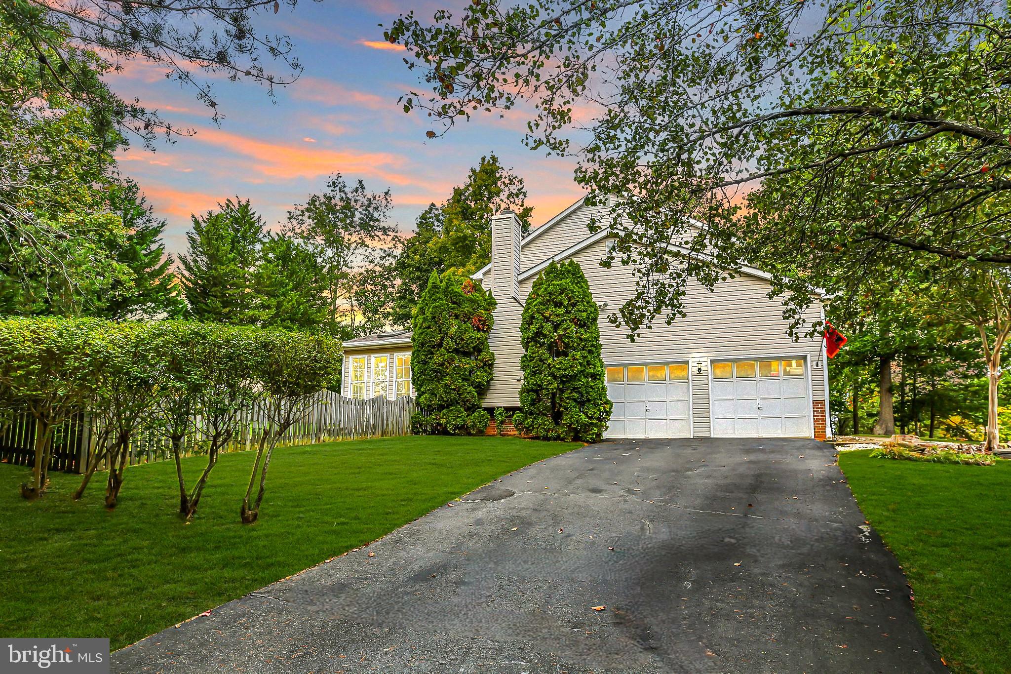 GRANDSTAFF WOODS - Residential