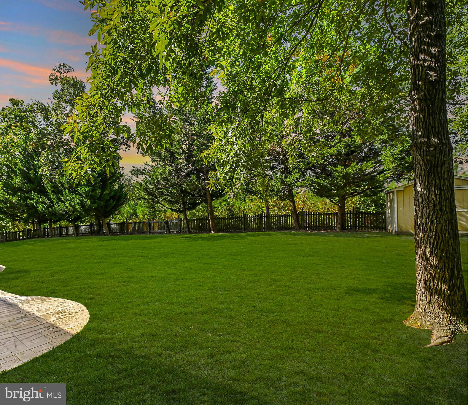 GRANDSTAFF WOODS - Residential