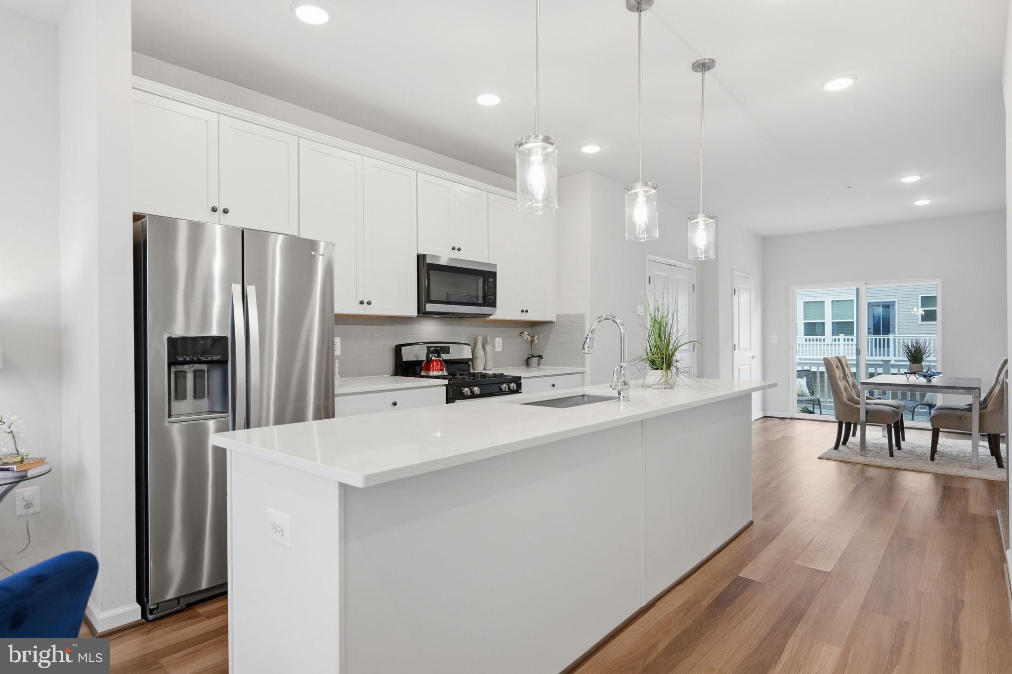 CENTURY ROW - Residential