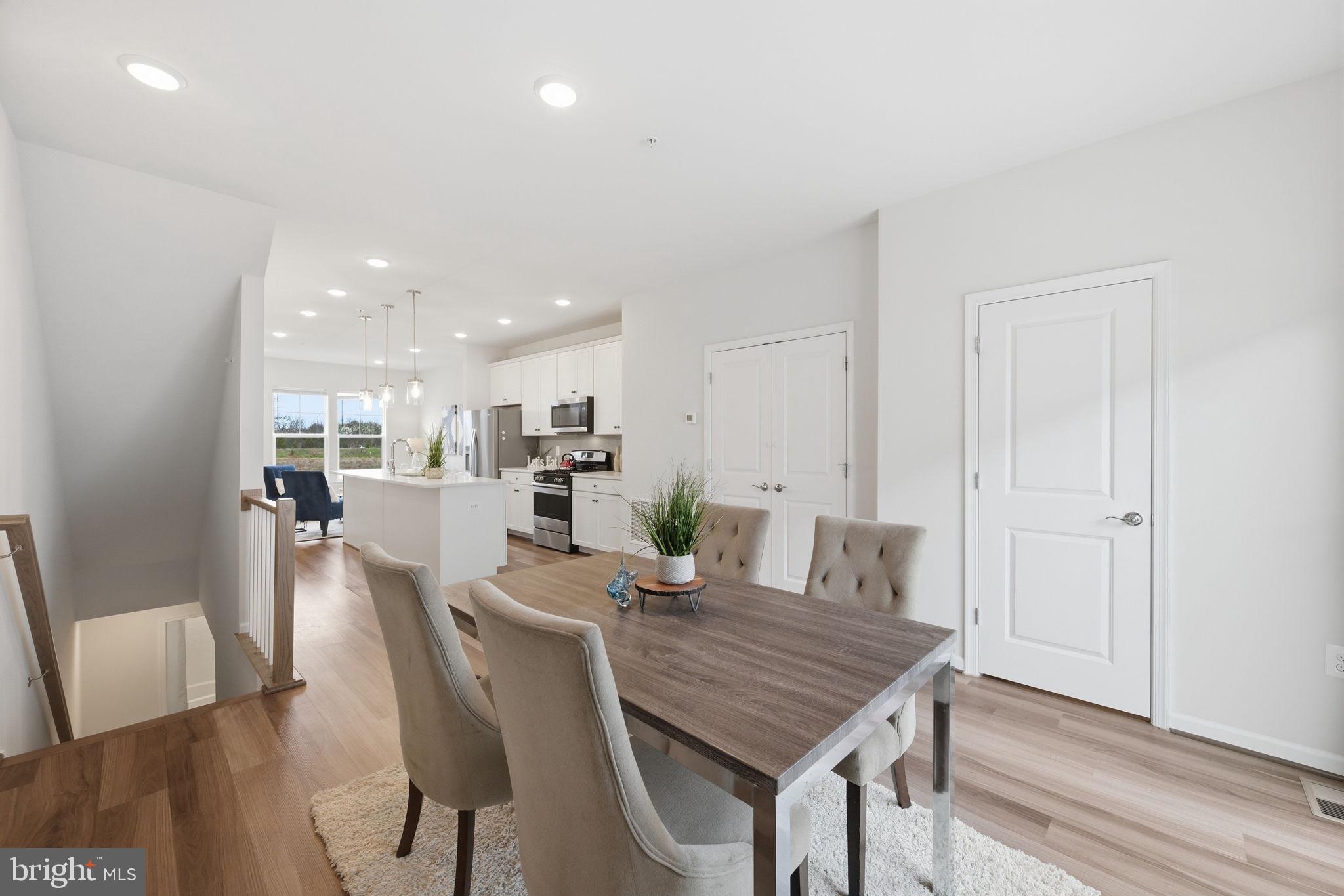 CENTURY ROW - Residential