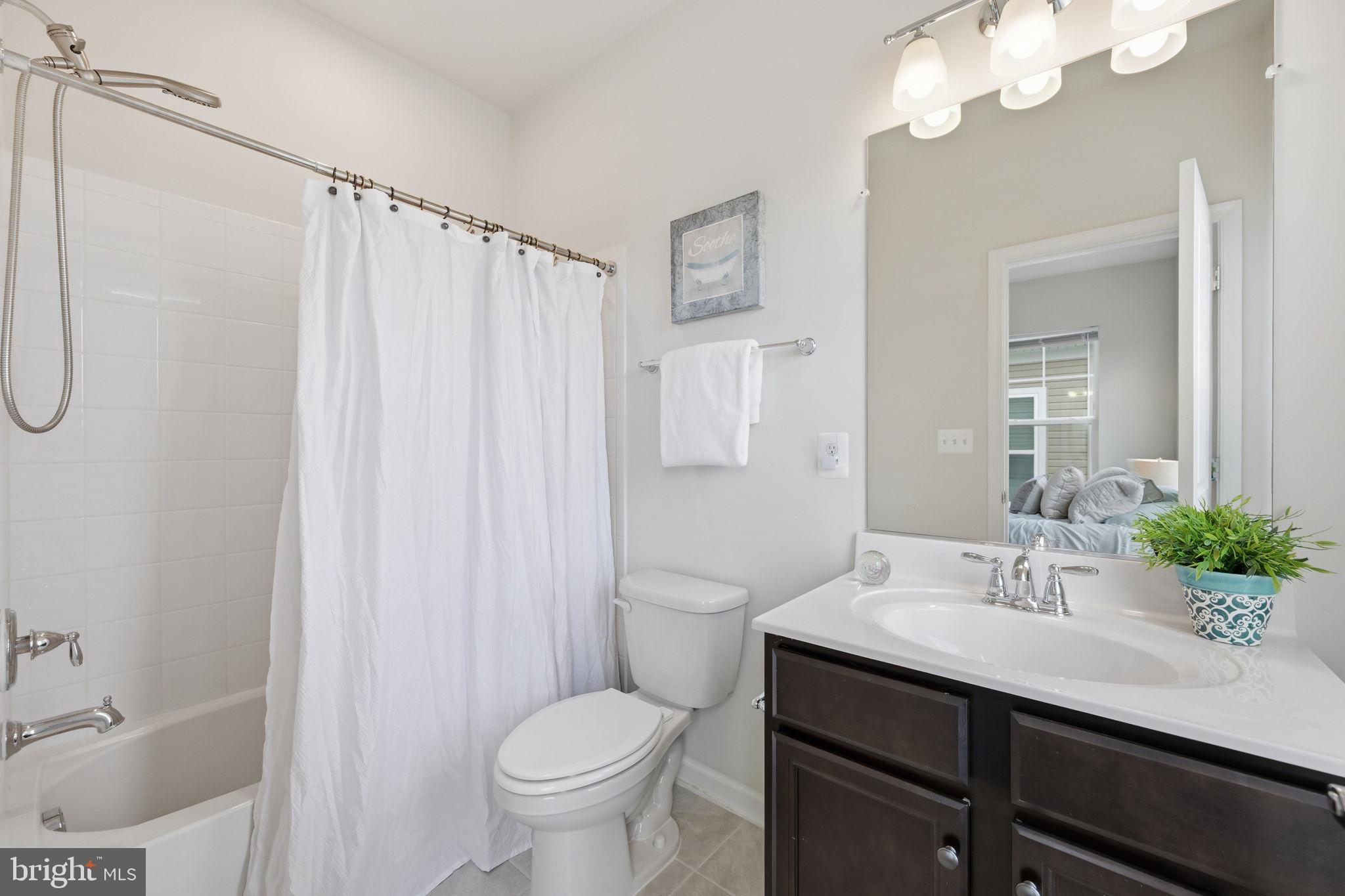 CENTURY ROW - Residential