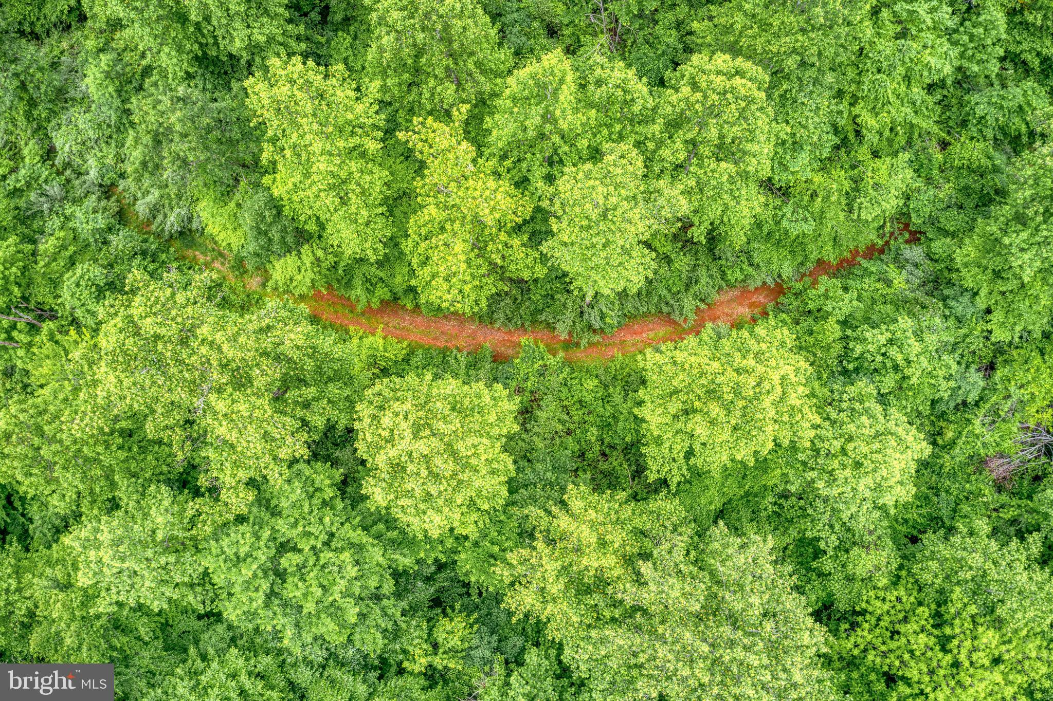 ASHBOURNE FARMS - Land