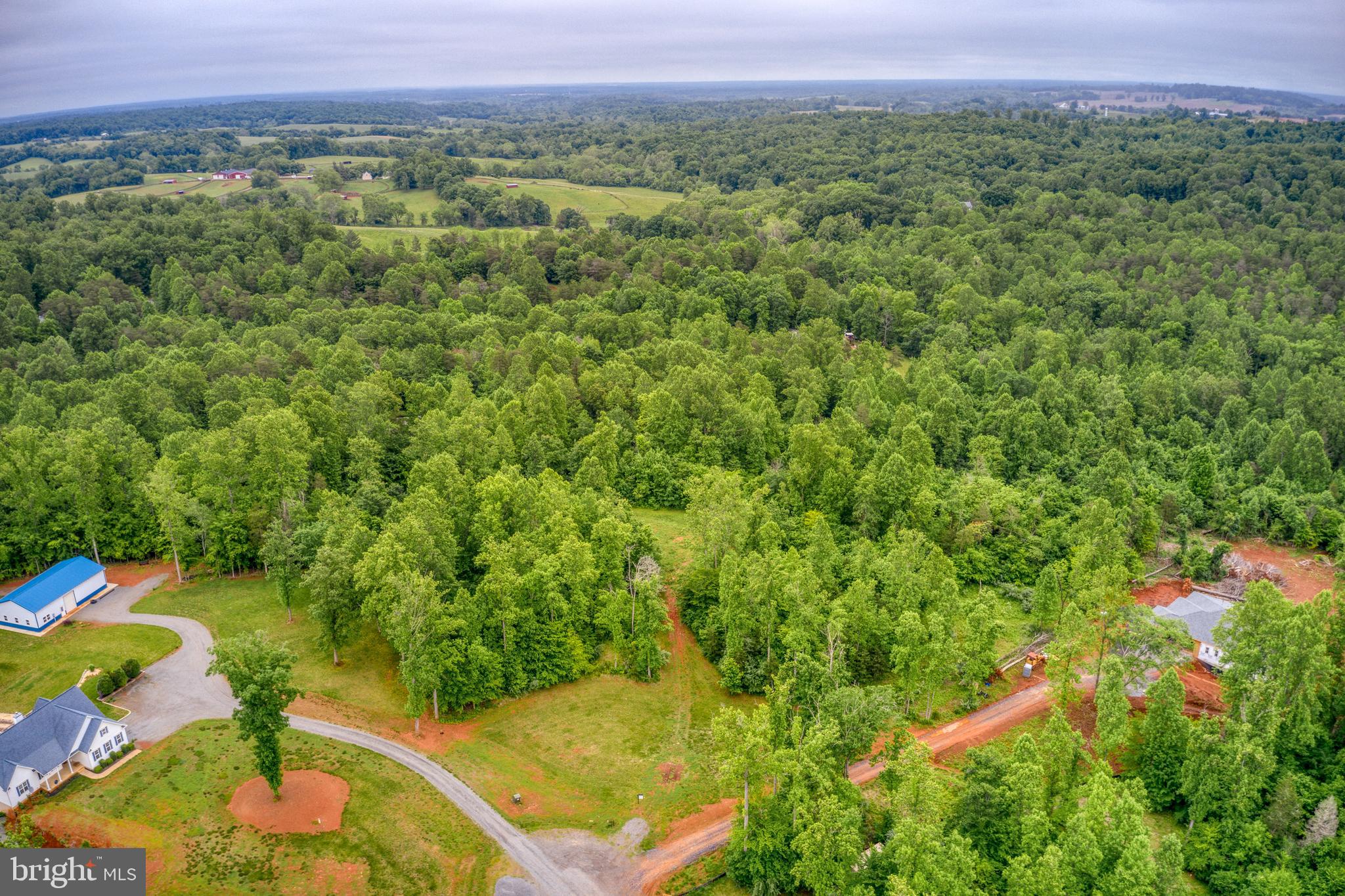 ASHBOURNE FARMS - Land