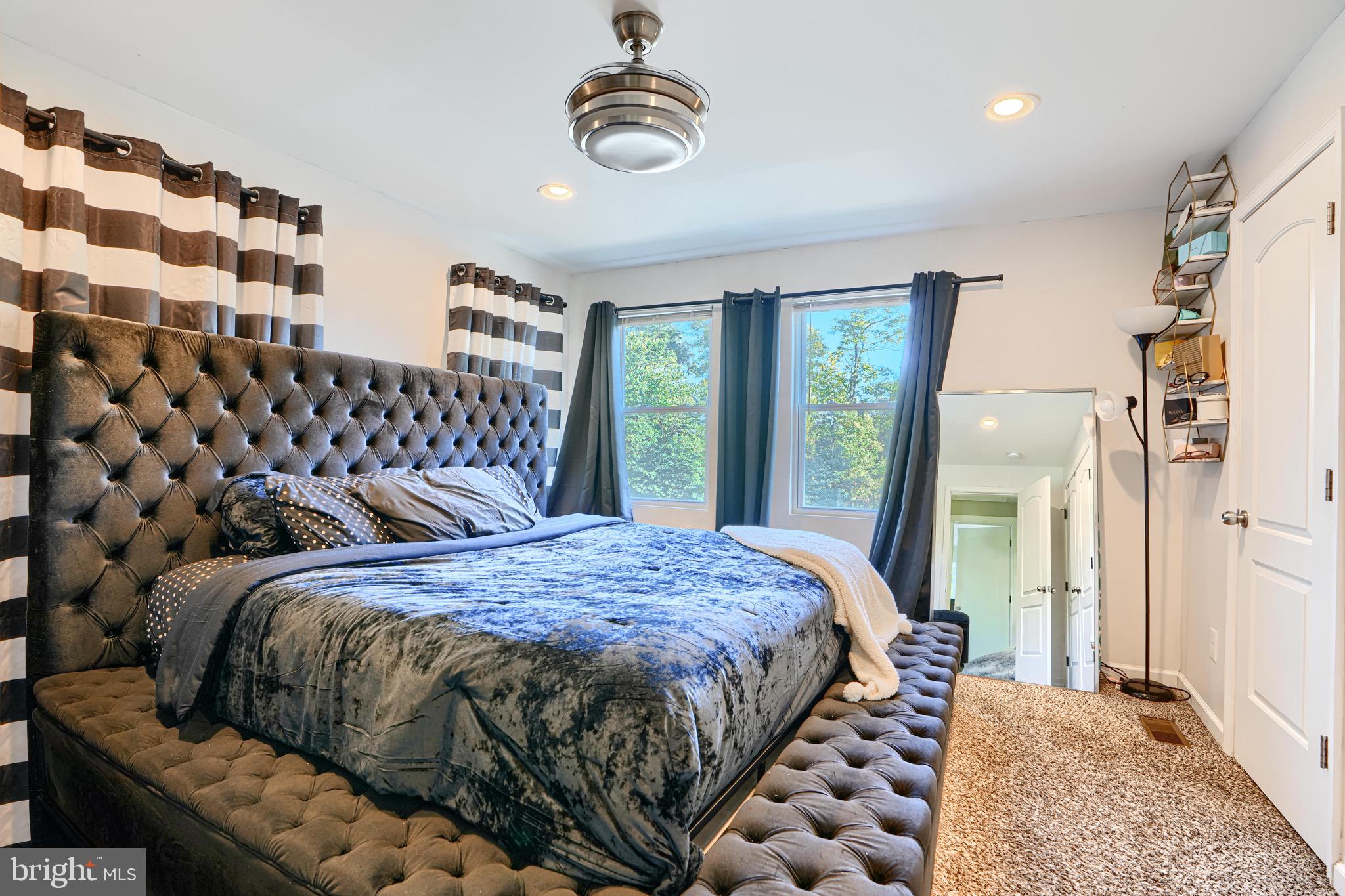 ARLINGTON - Residential