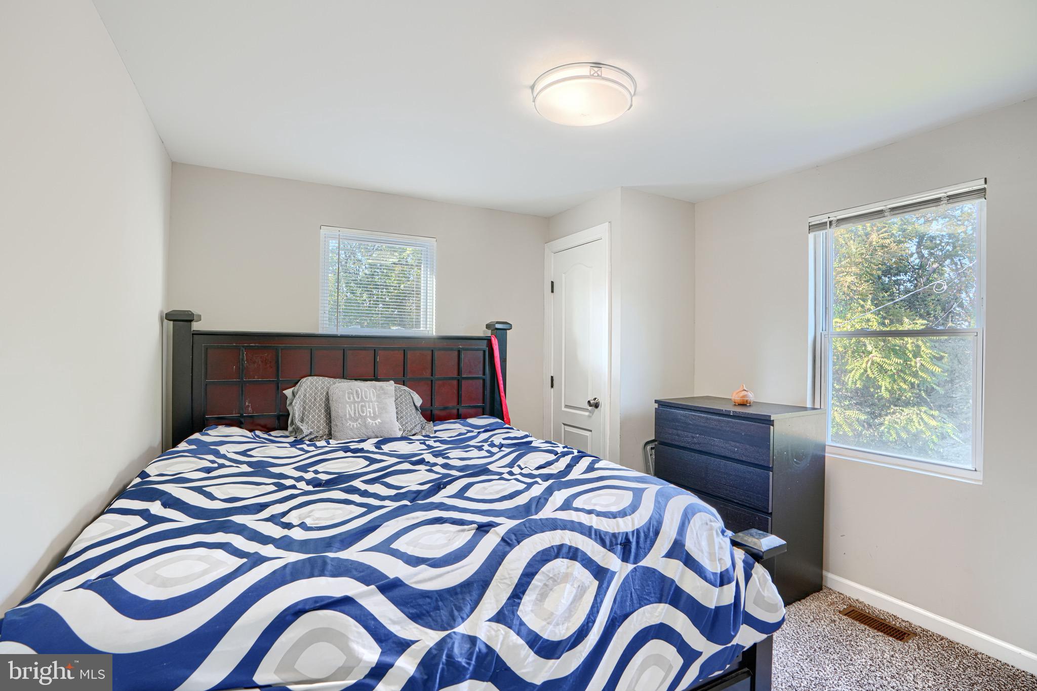 ARLINGTON - Residential