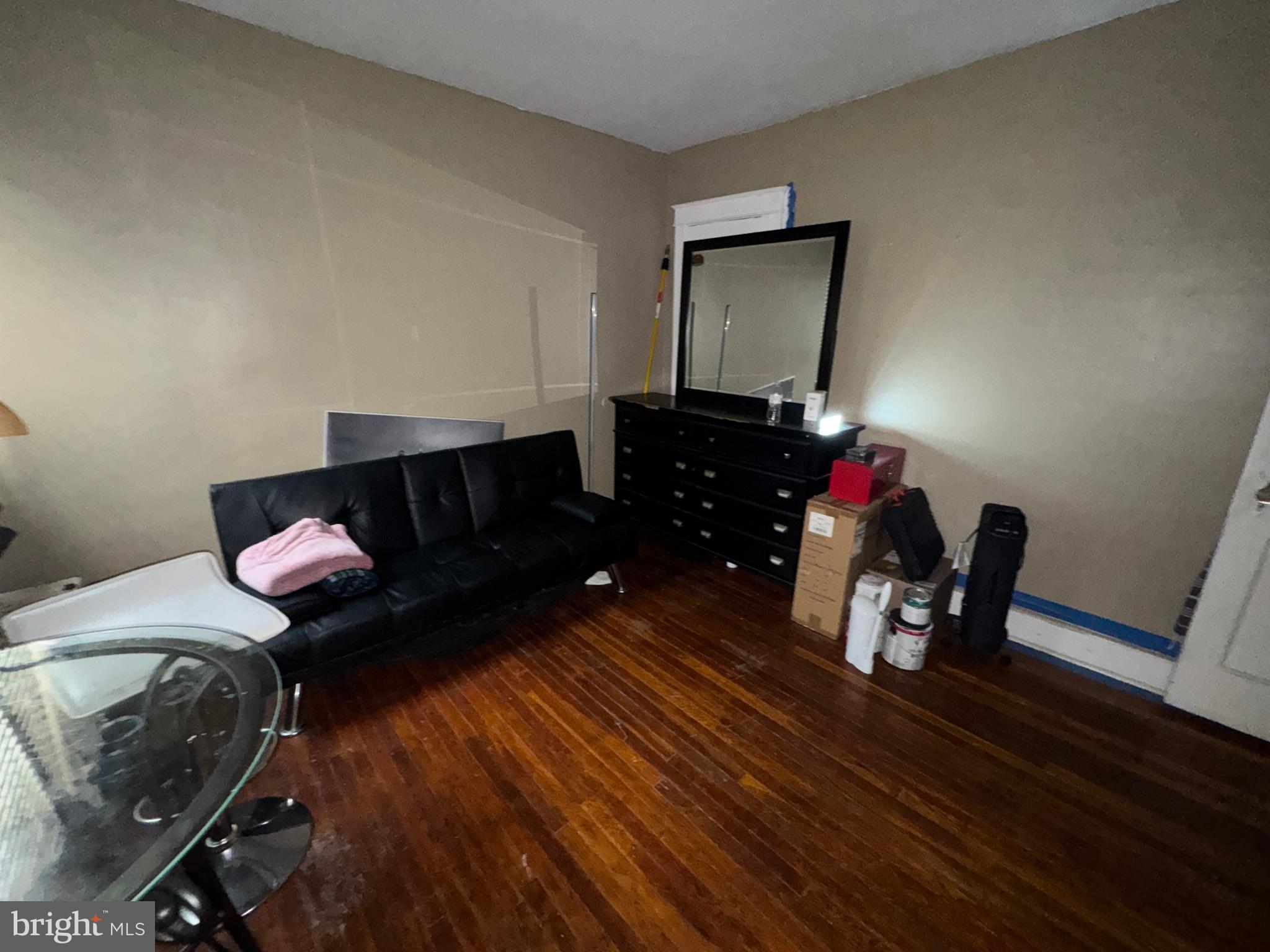 WEST OAK LANE - Residential